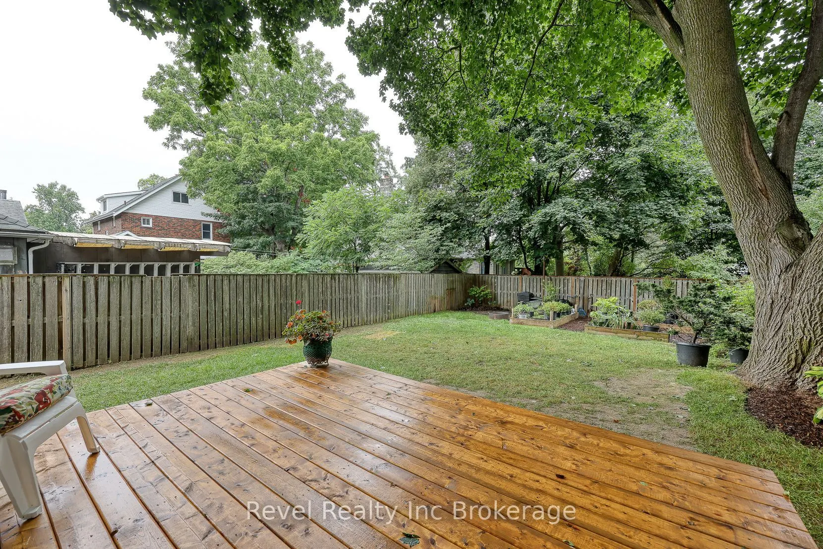 453 Drew Street