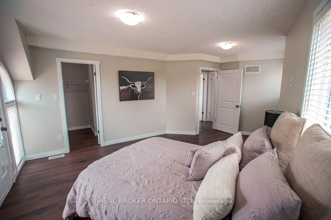 489 East Avenue, #B