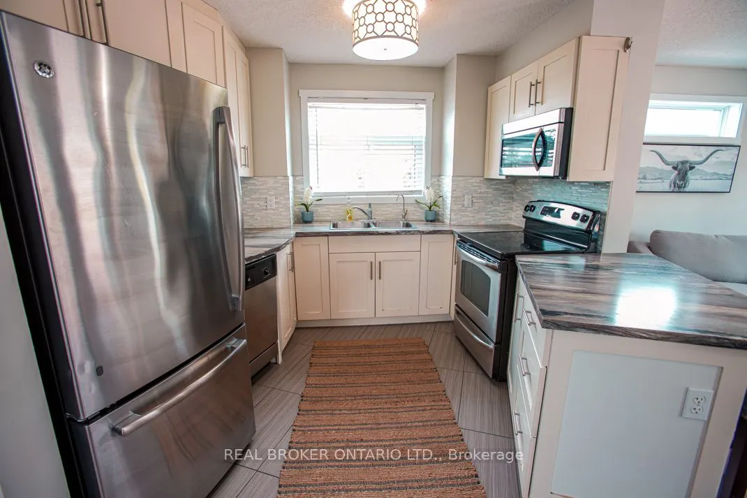 489 East Avenue, #B