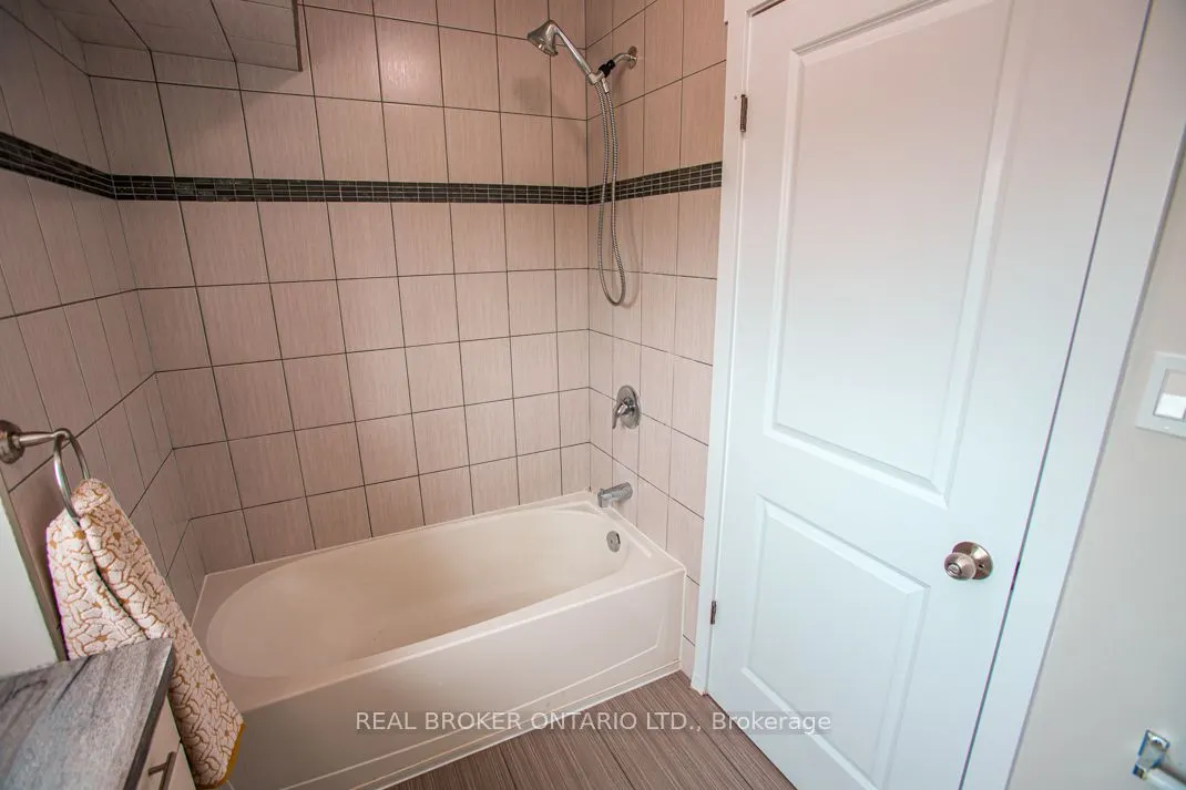 489 East Avenue, #B