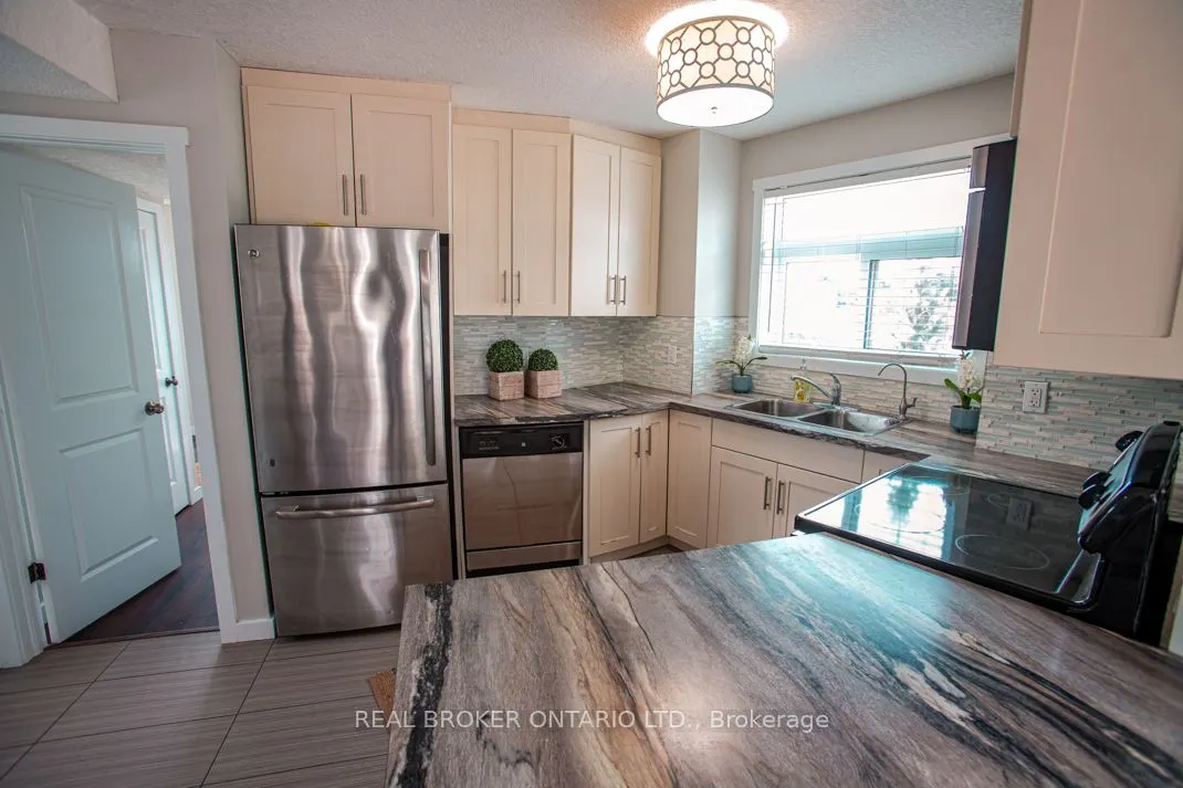 489 East Avenue, #B