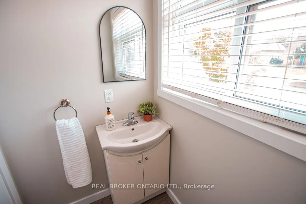 489 East Avenue, #B