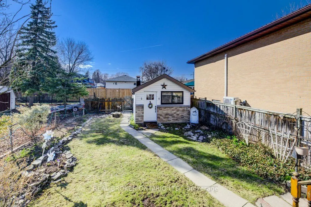 458 Upper Wentworth Street
