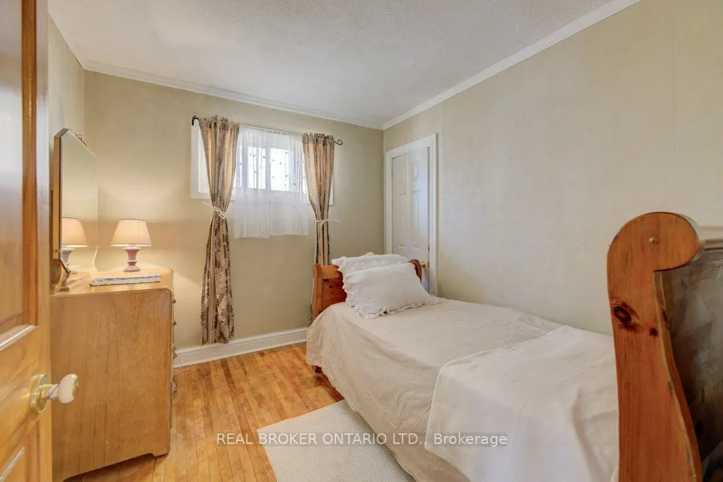 458 Upper Wentworth Street