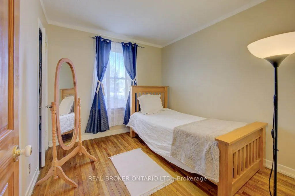 458 Upper Wentworth Street