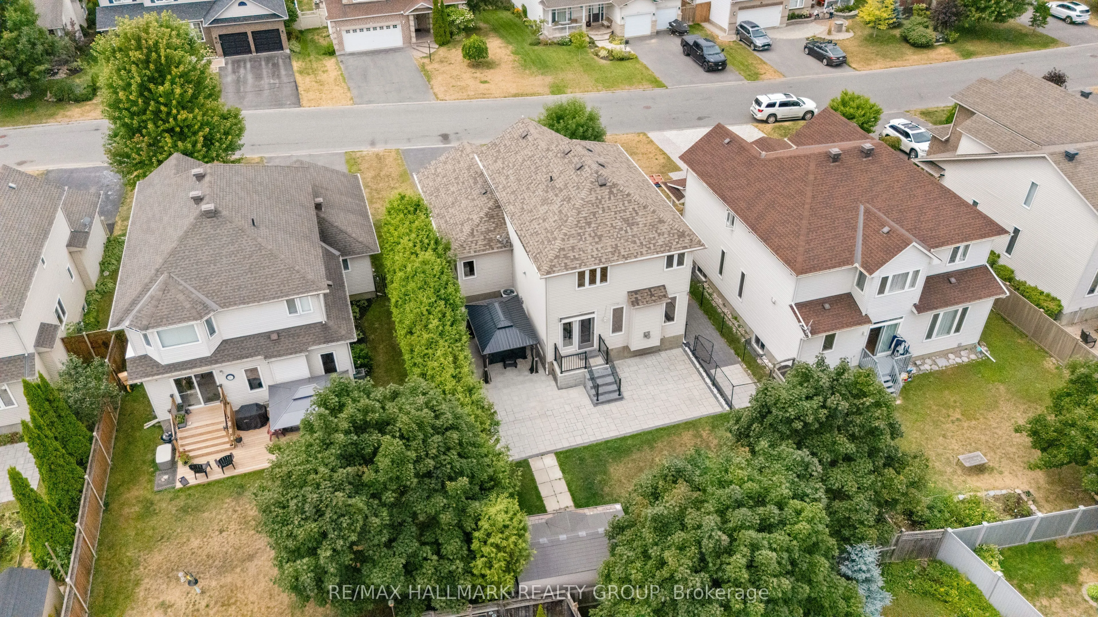 41 SMOKETREE Crescent E