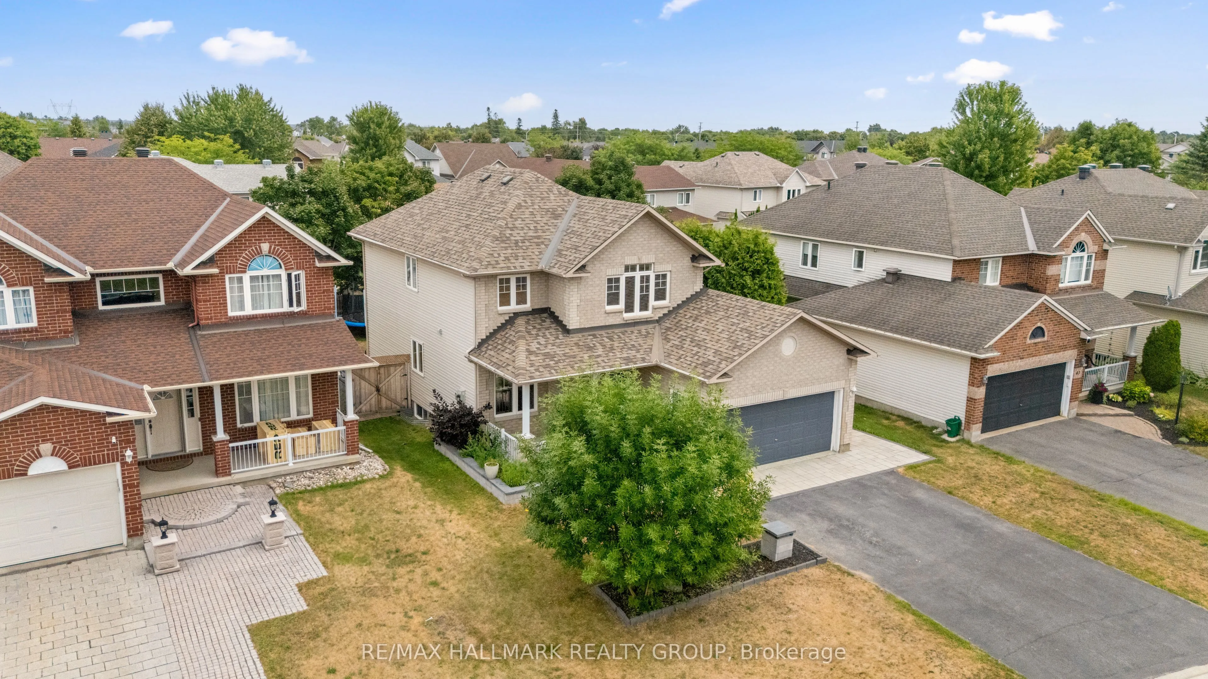 41 SMOKETREE Crescent E