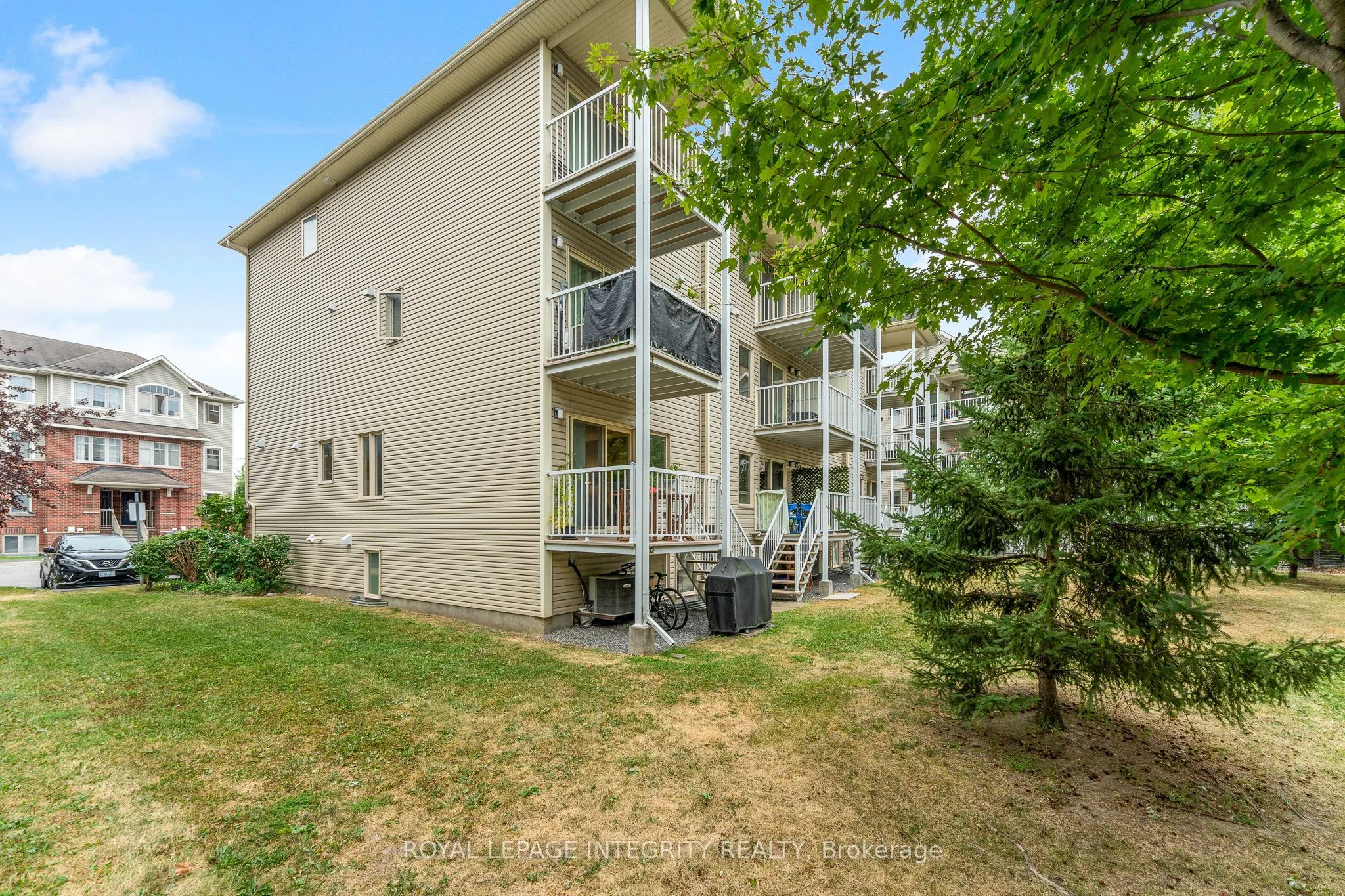 632 Reardon Private, #9