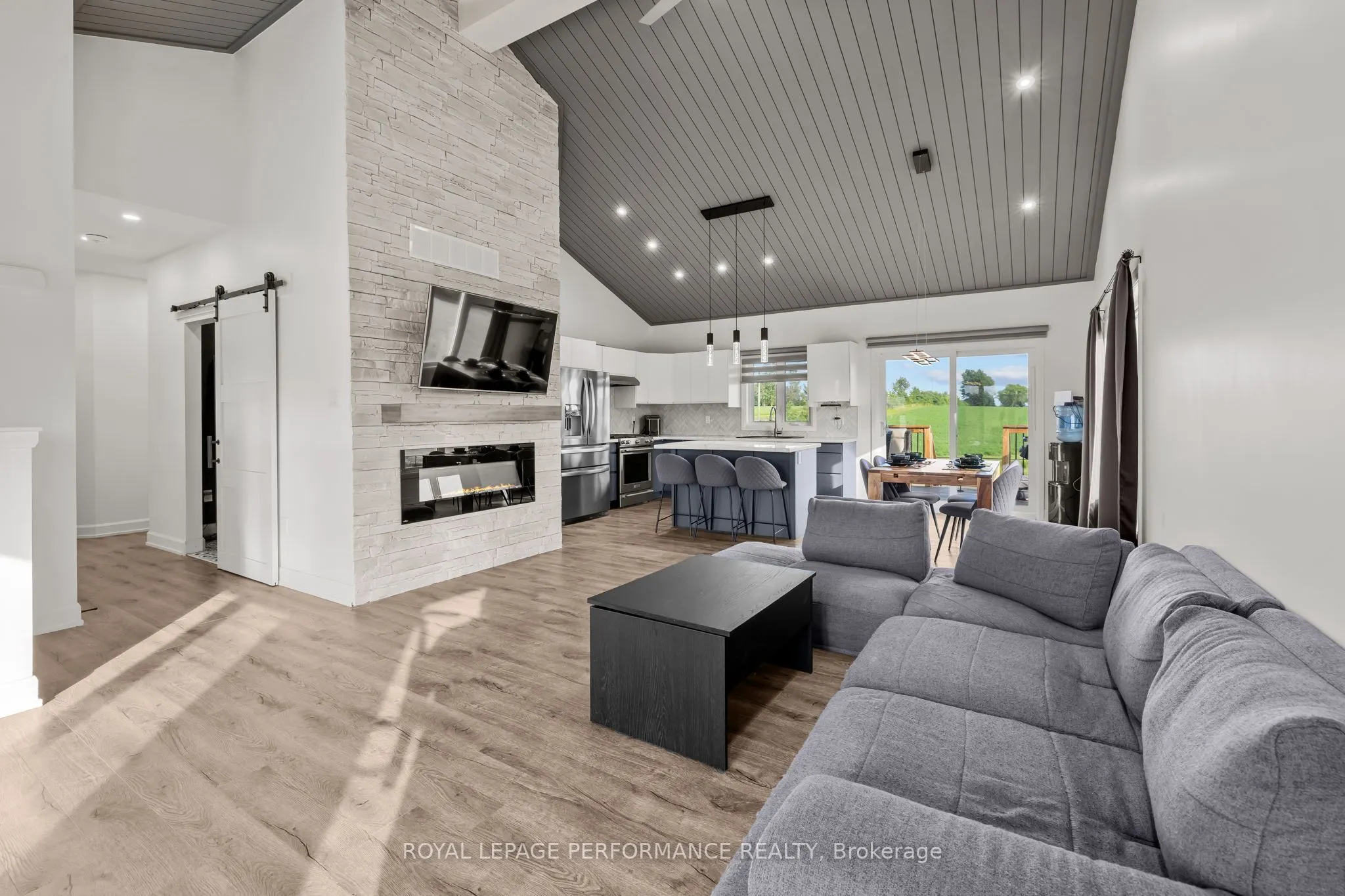 3348 Bureau Road