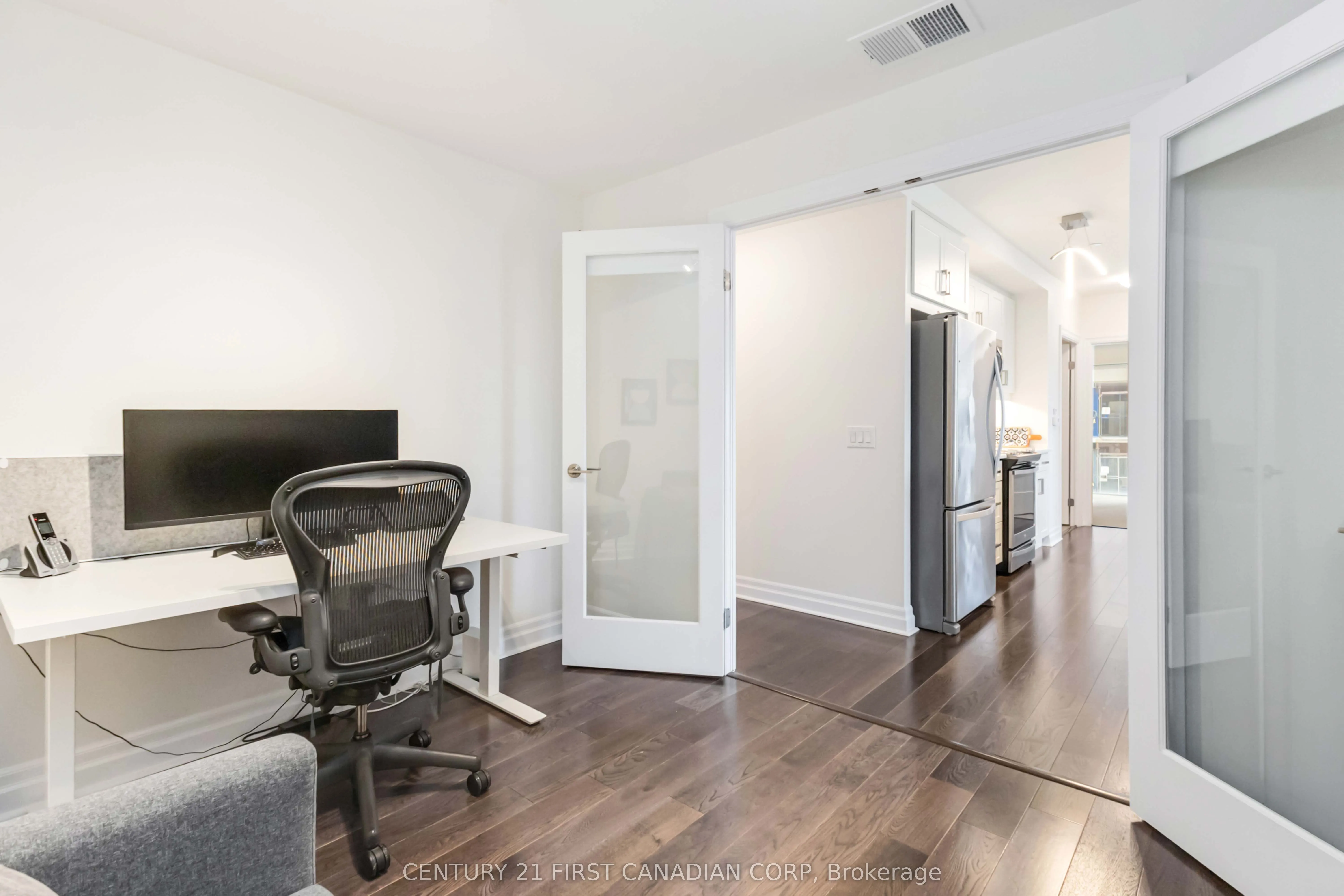 505 Talbot Street, #809