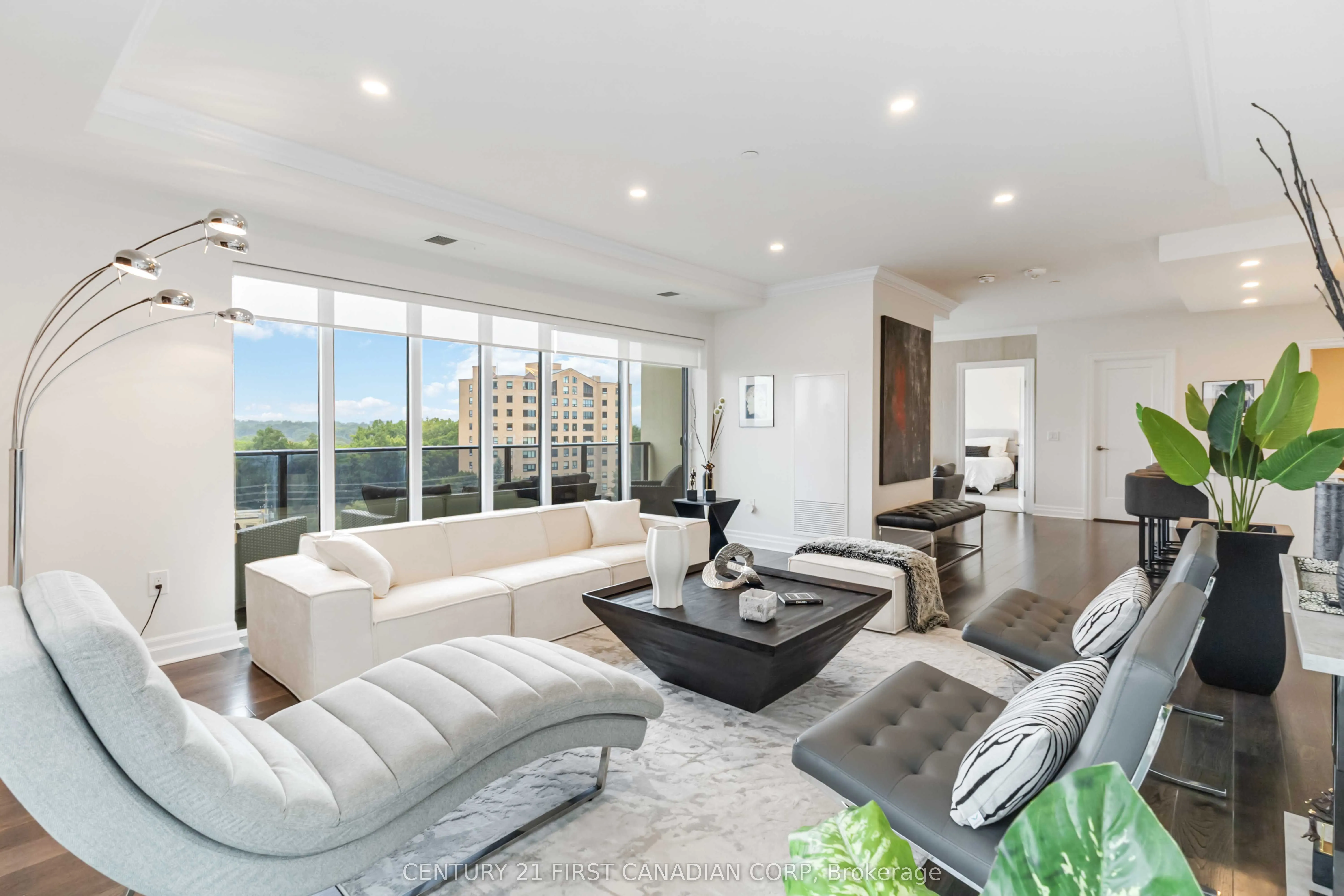 505 Talbot Street, #809