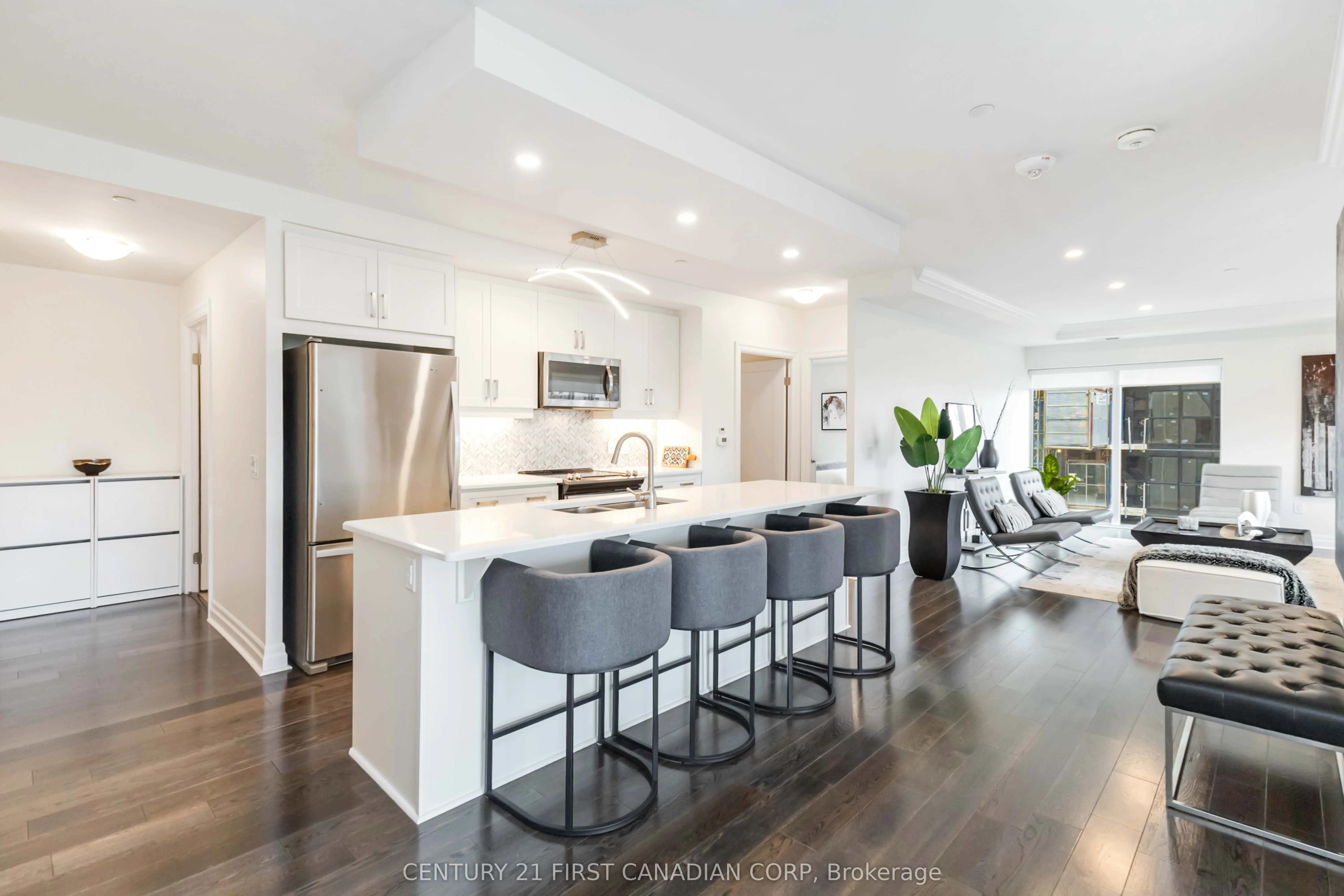 505 Talbot Street, #809