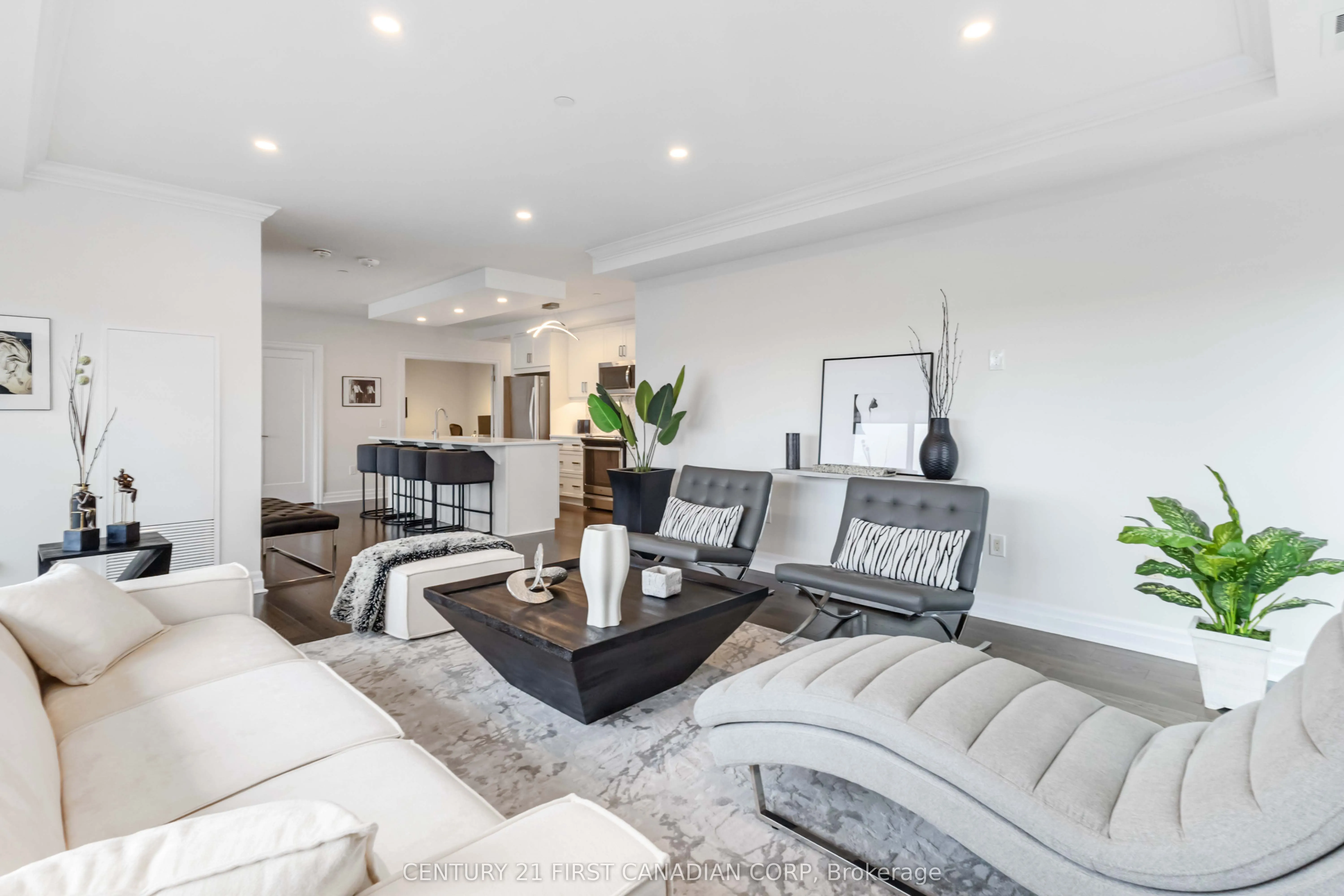 505 Talbot Street, #809