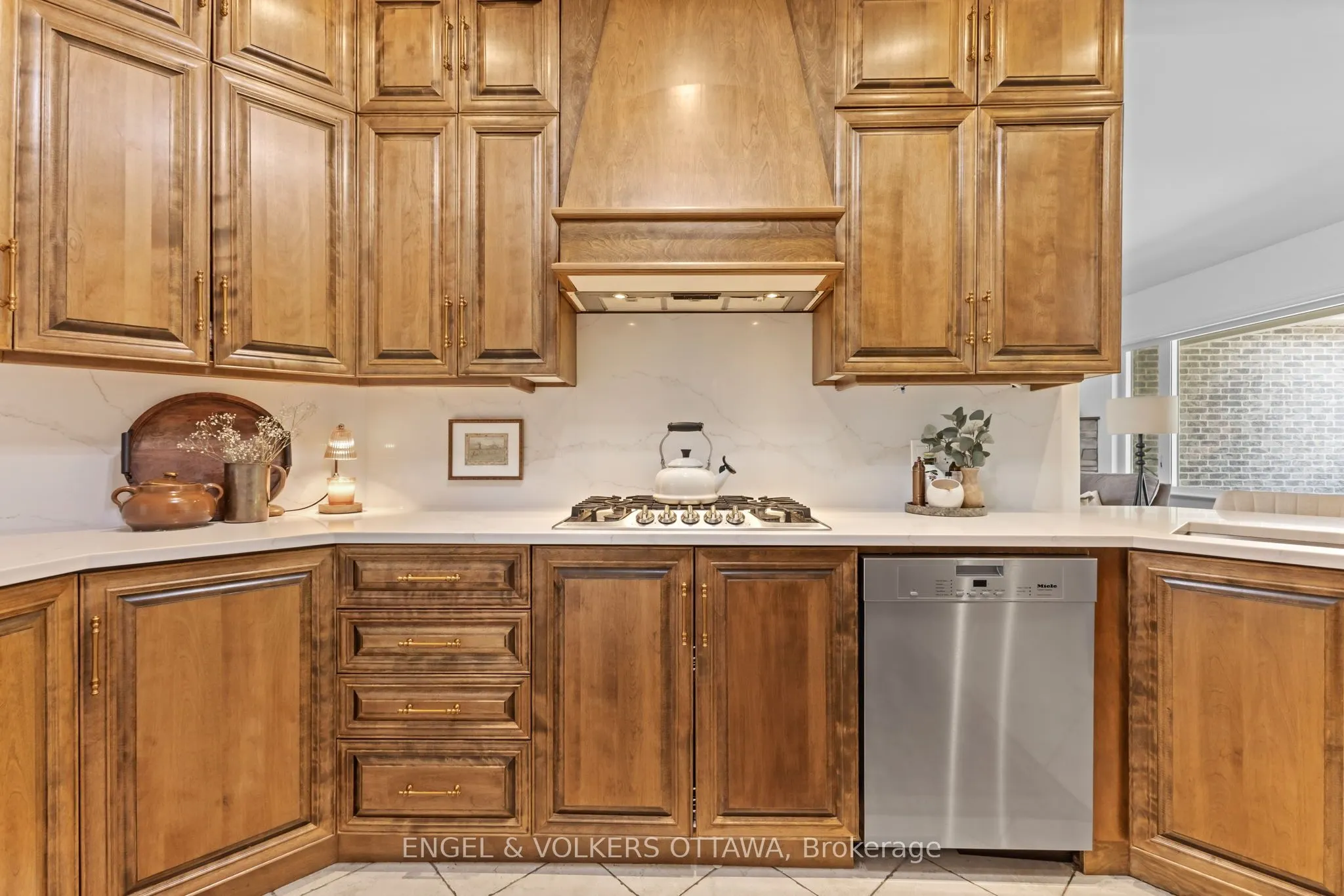 6957 Lake Forest Walk