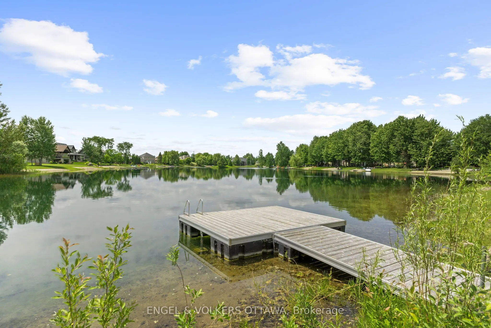 6957 Lake Forest Walk