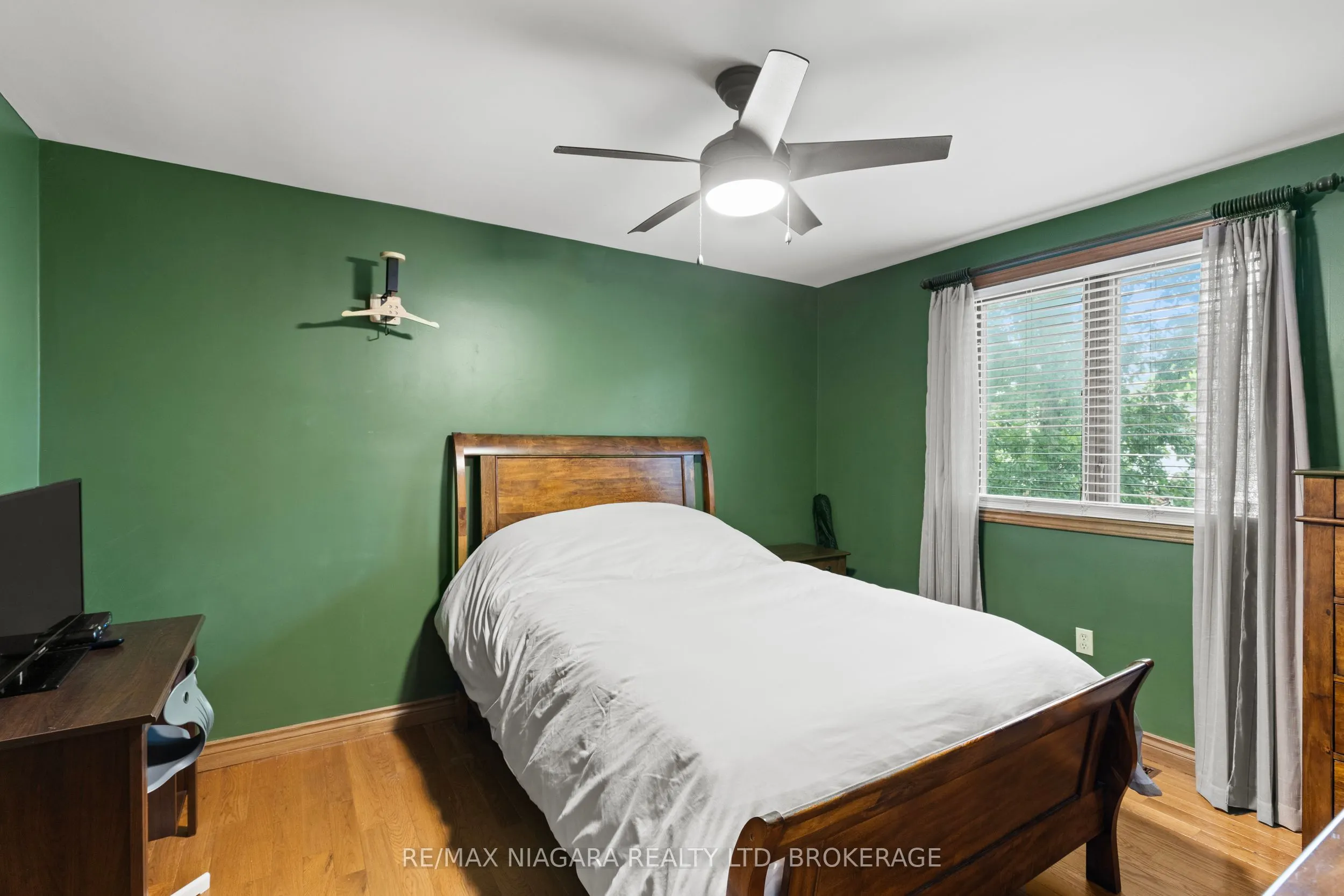 7297 Green Boughs Road