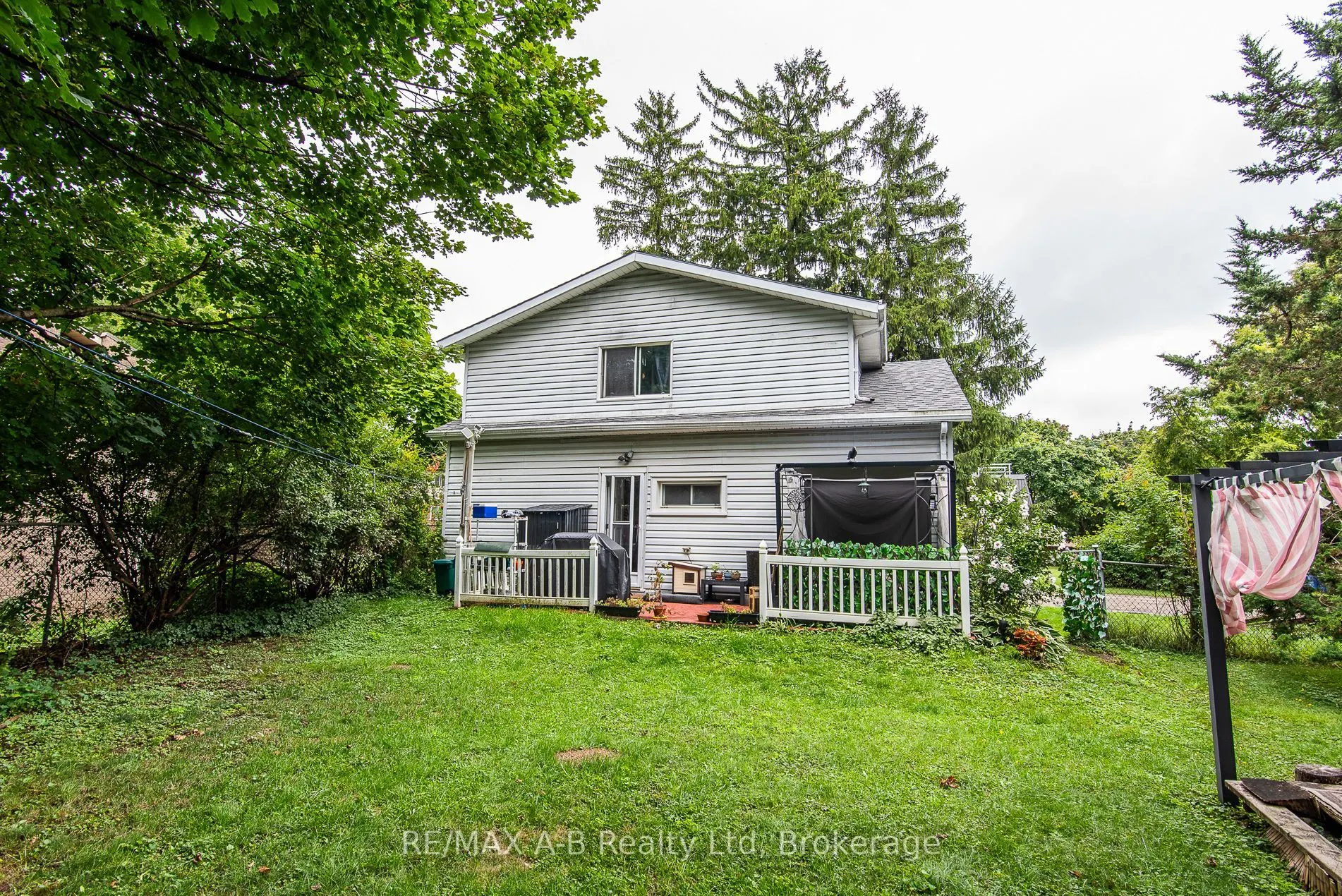 48 Franklin Drive