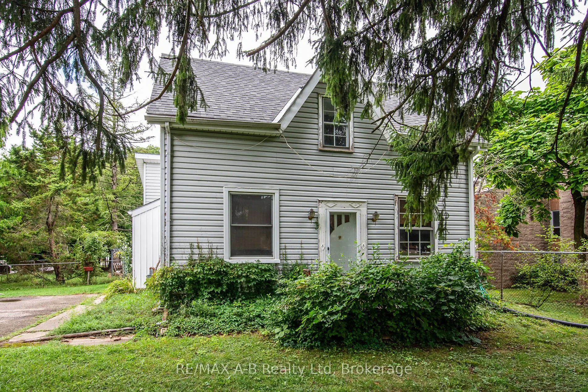 48 Franklin Drive
