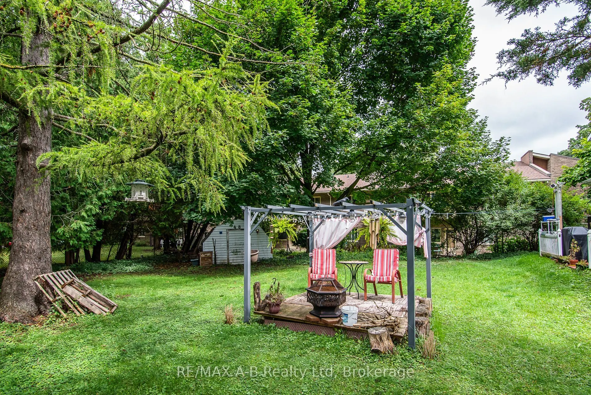 48 Franklin Drive