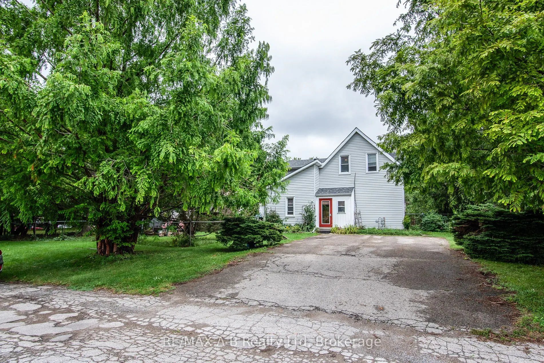 48 Franklin Drive