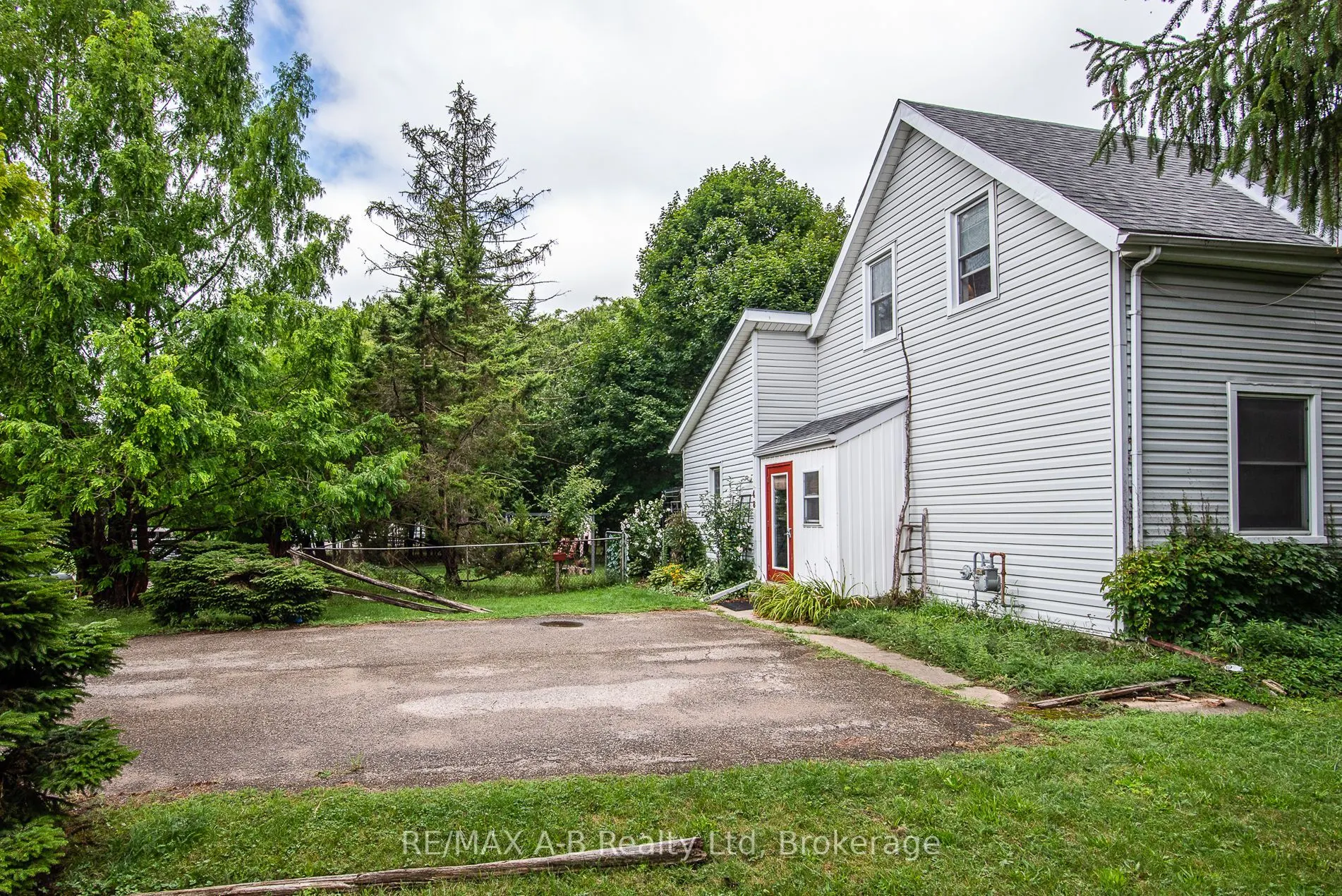48 Franklin Drive
