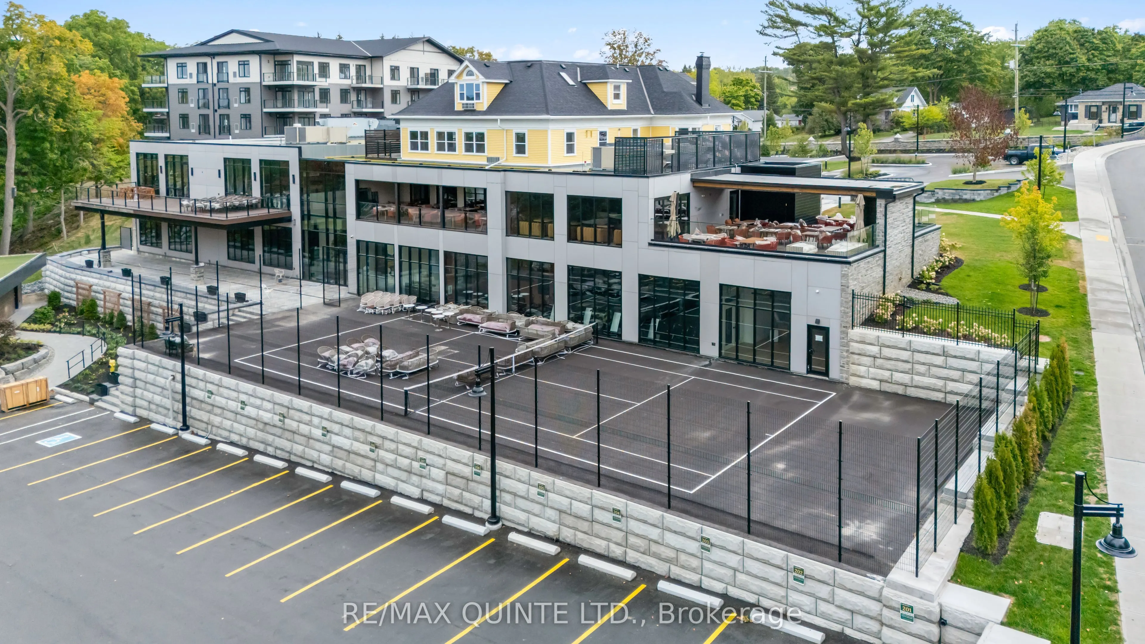 12 Clara Drive, #206