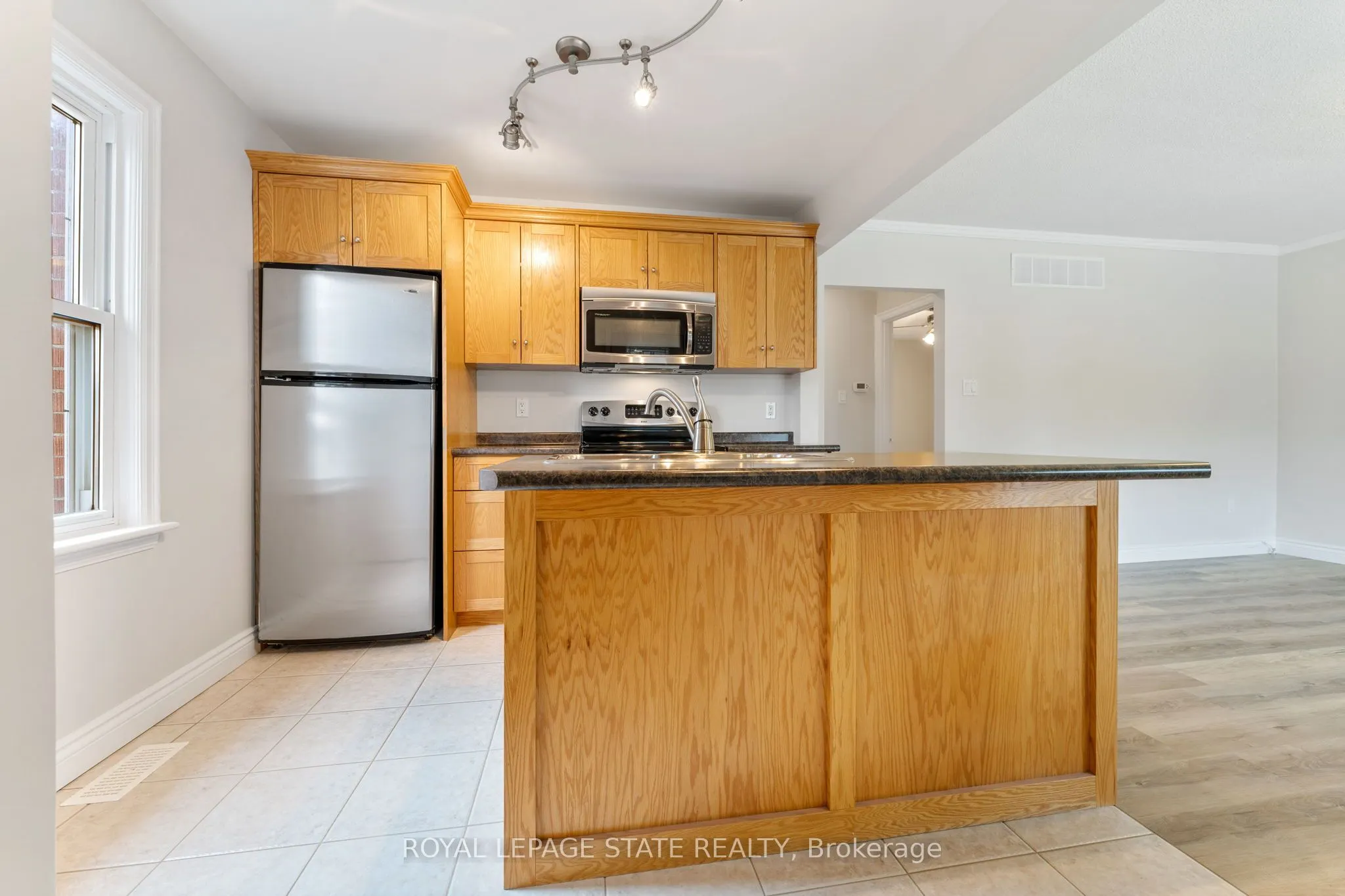 65 East 11th Street, #UPPER