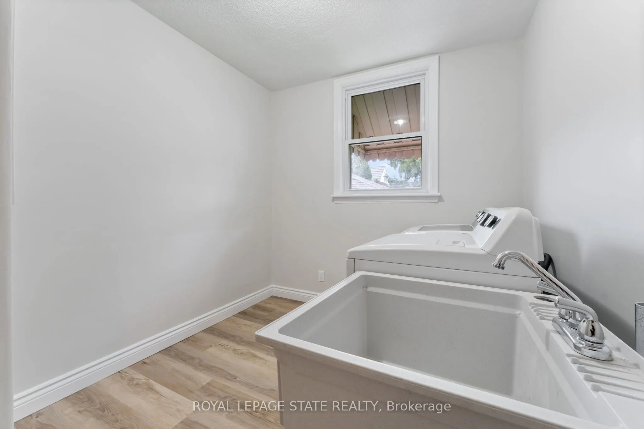 65 East 11th Street, #UPPER