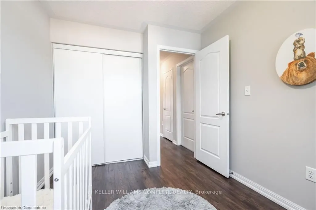 69 Hepworth Crescent