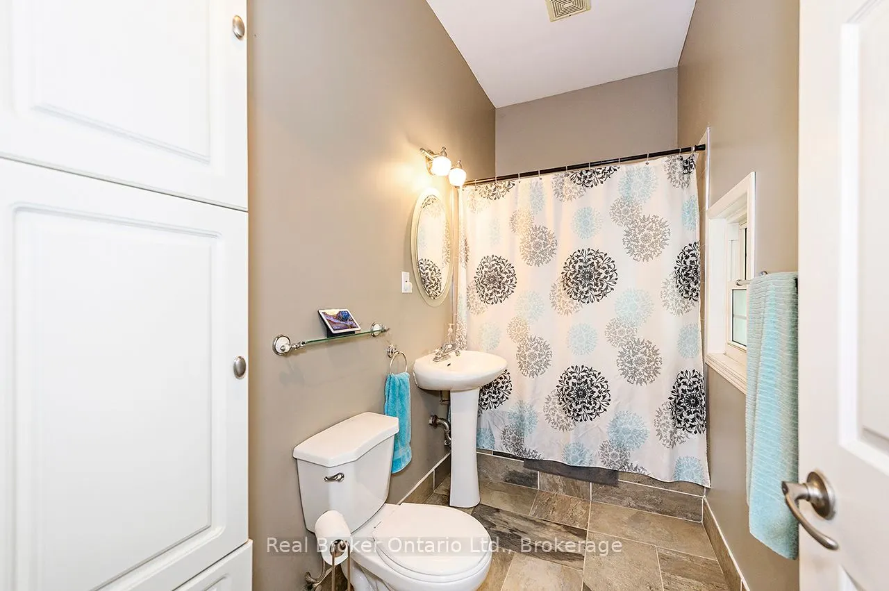 22 Maple Ridge Road