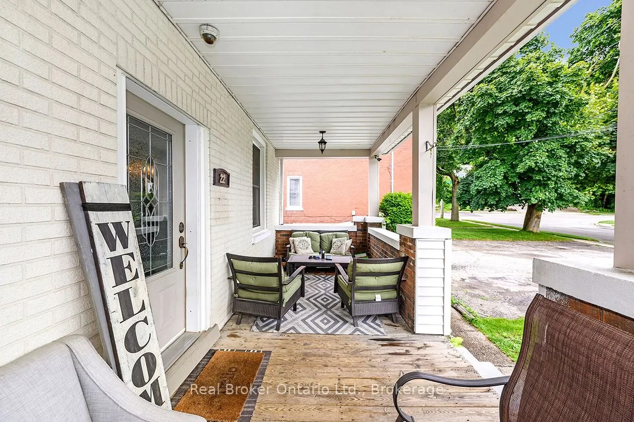 22 Maple Ridge Road