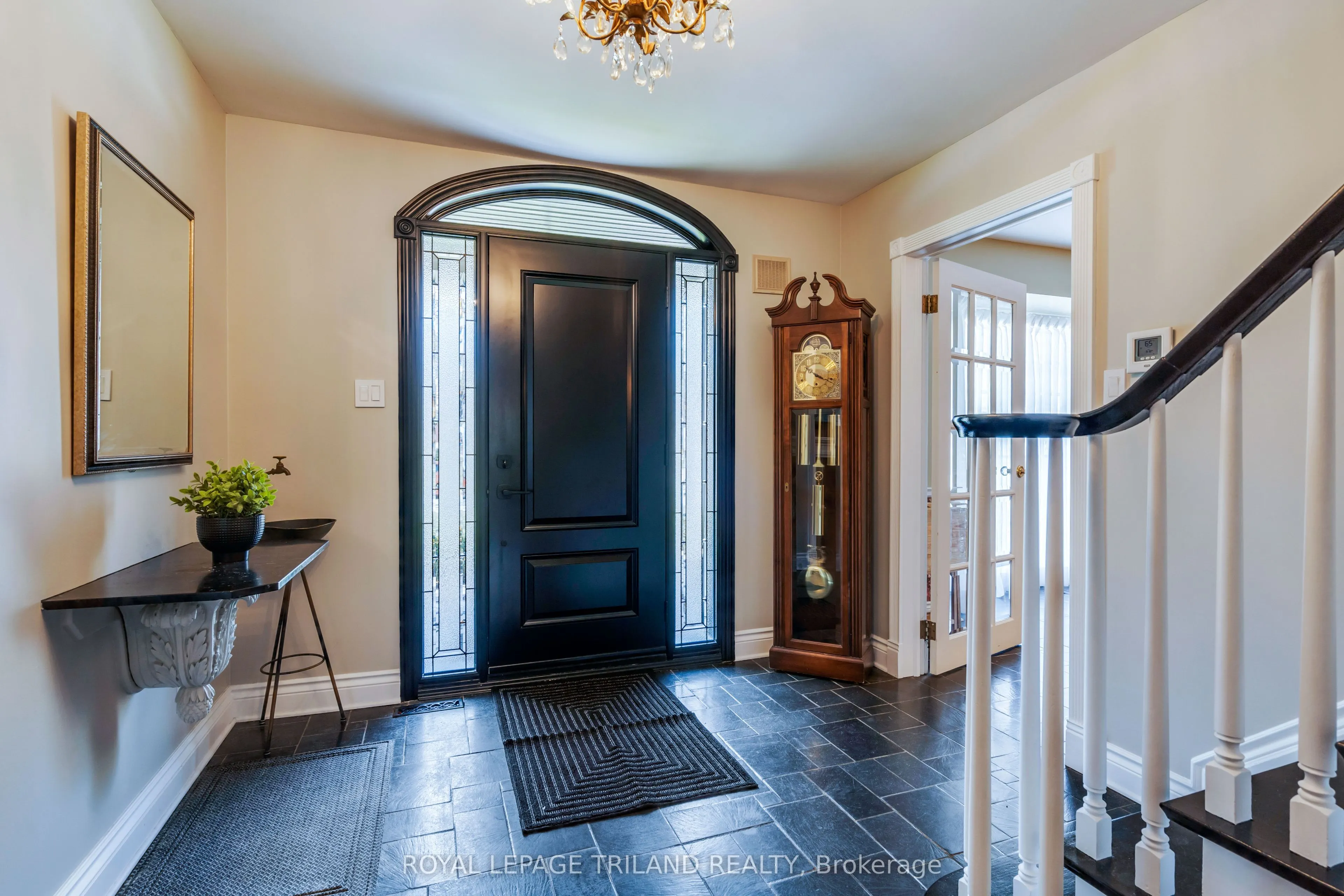 27 Cherokee Road