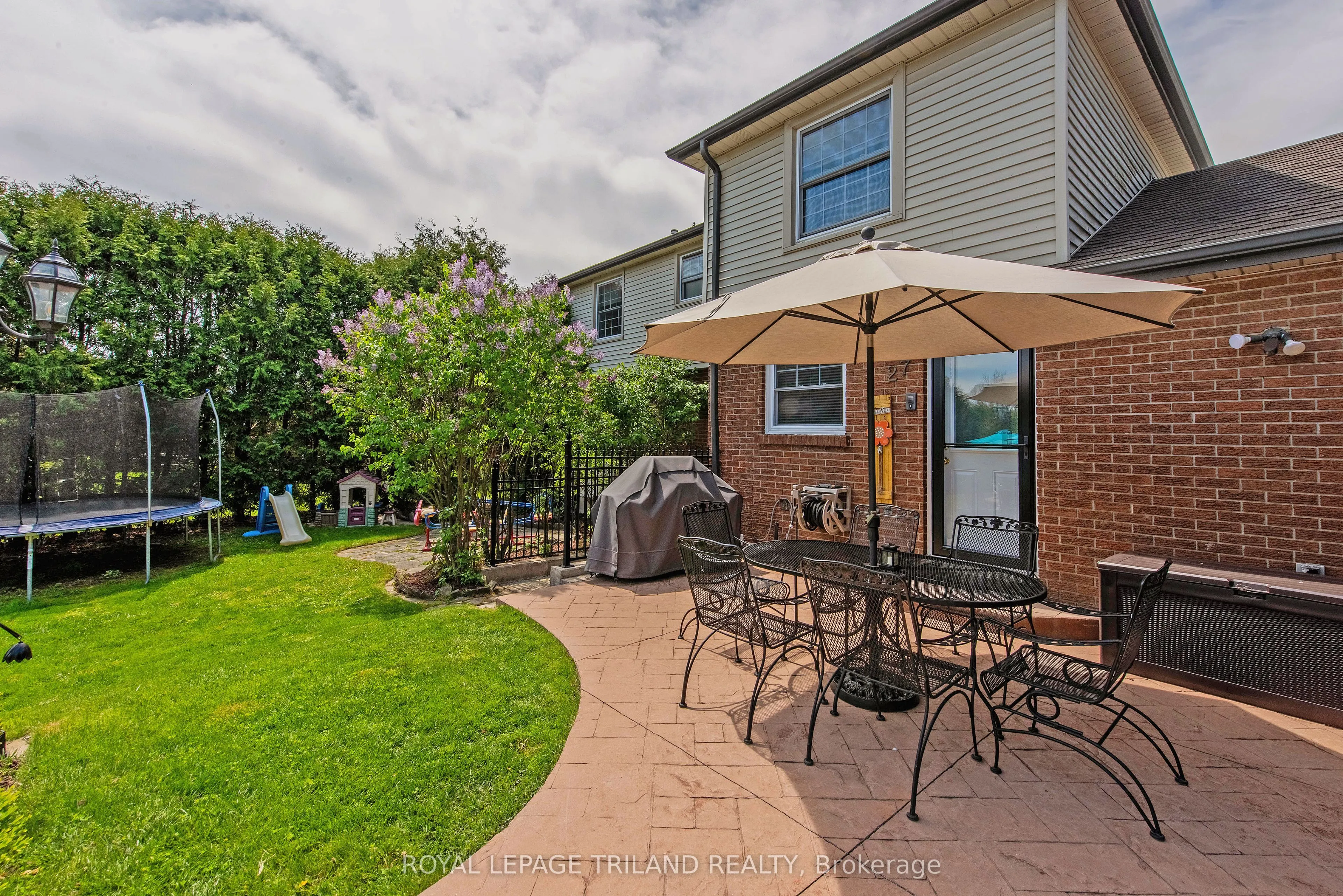 27 Cherokee Road