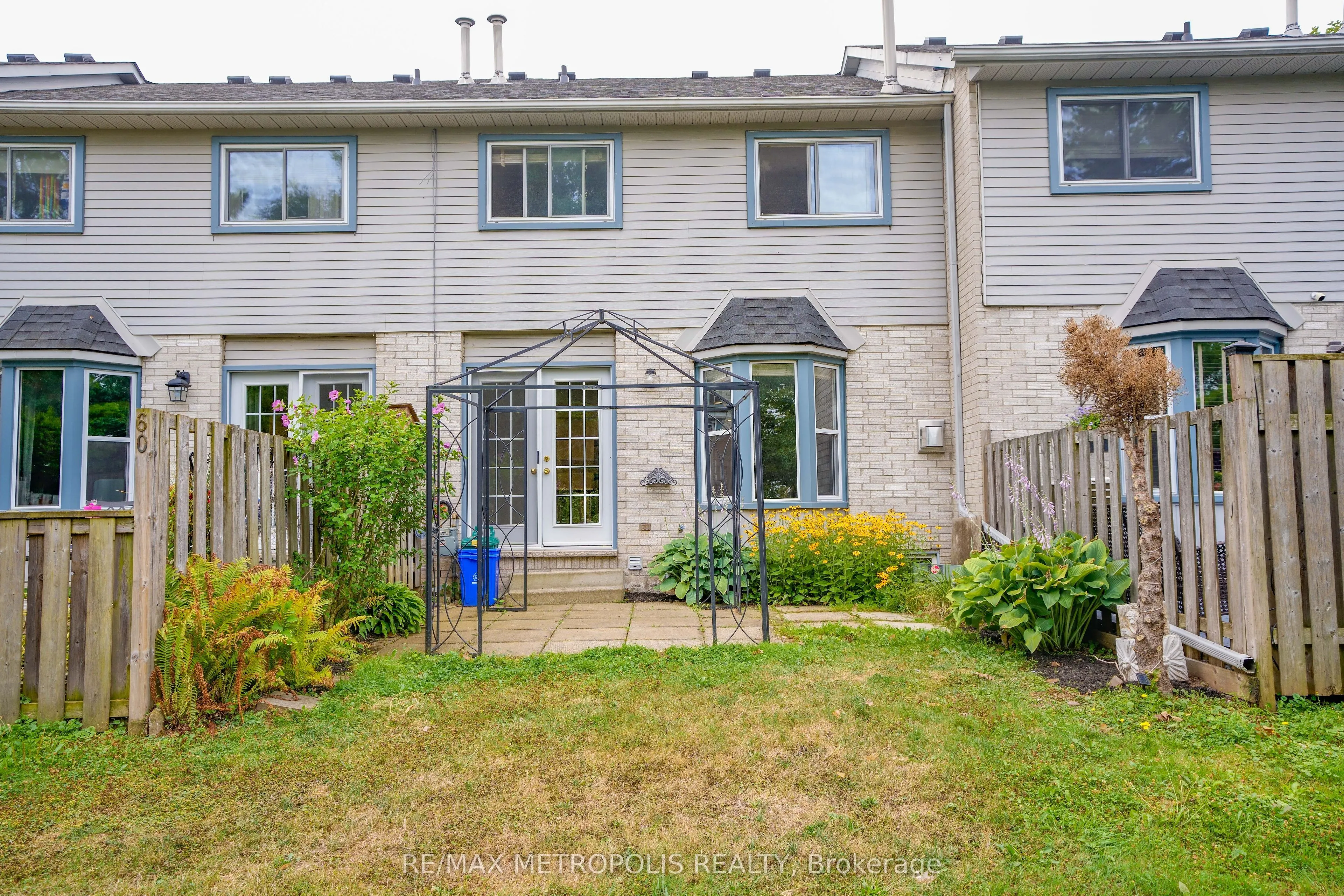 2 Royalwood Court, #59