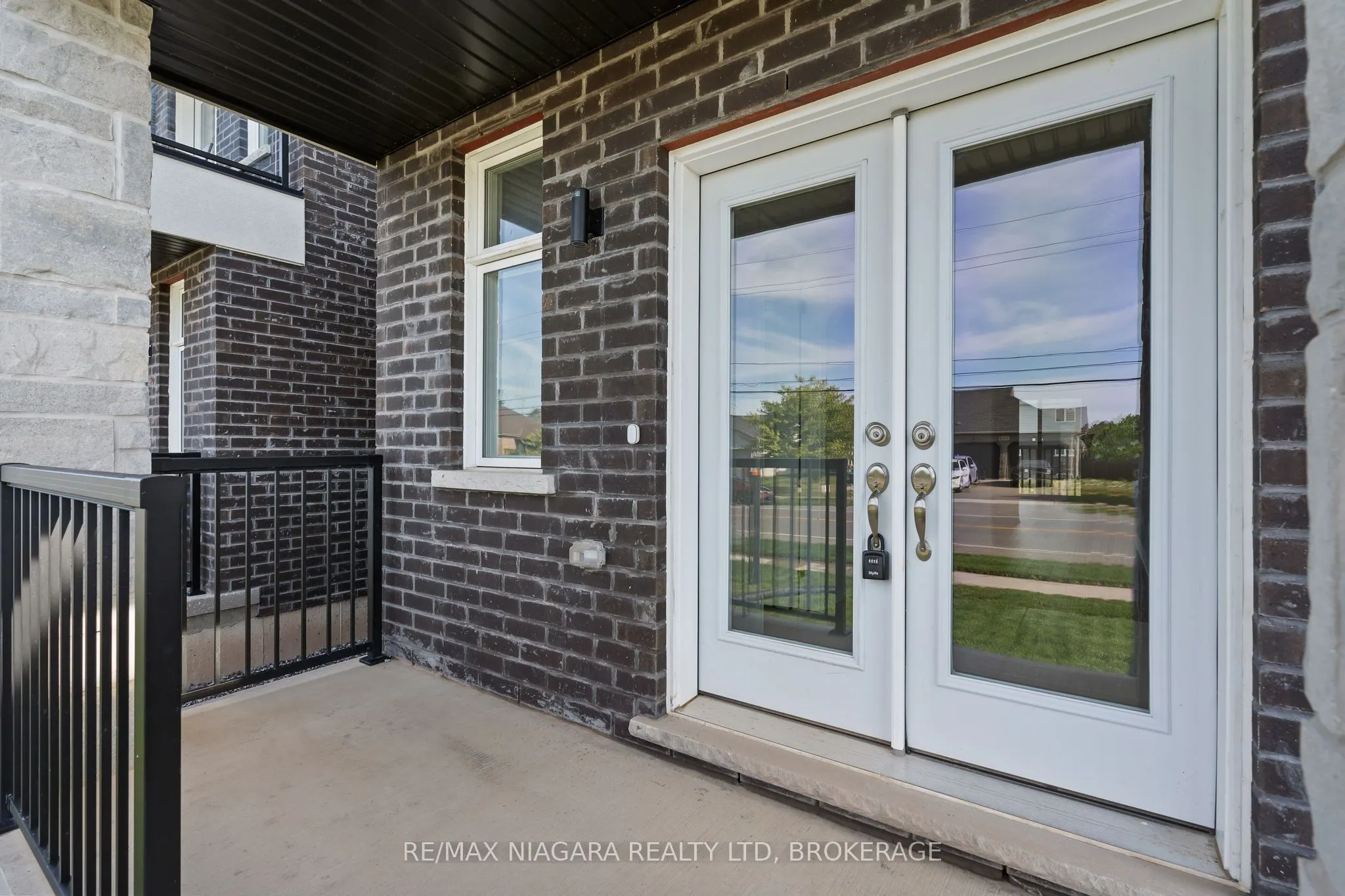3245 DOMINION Road