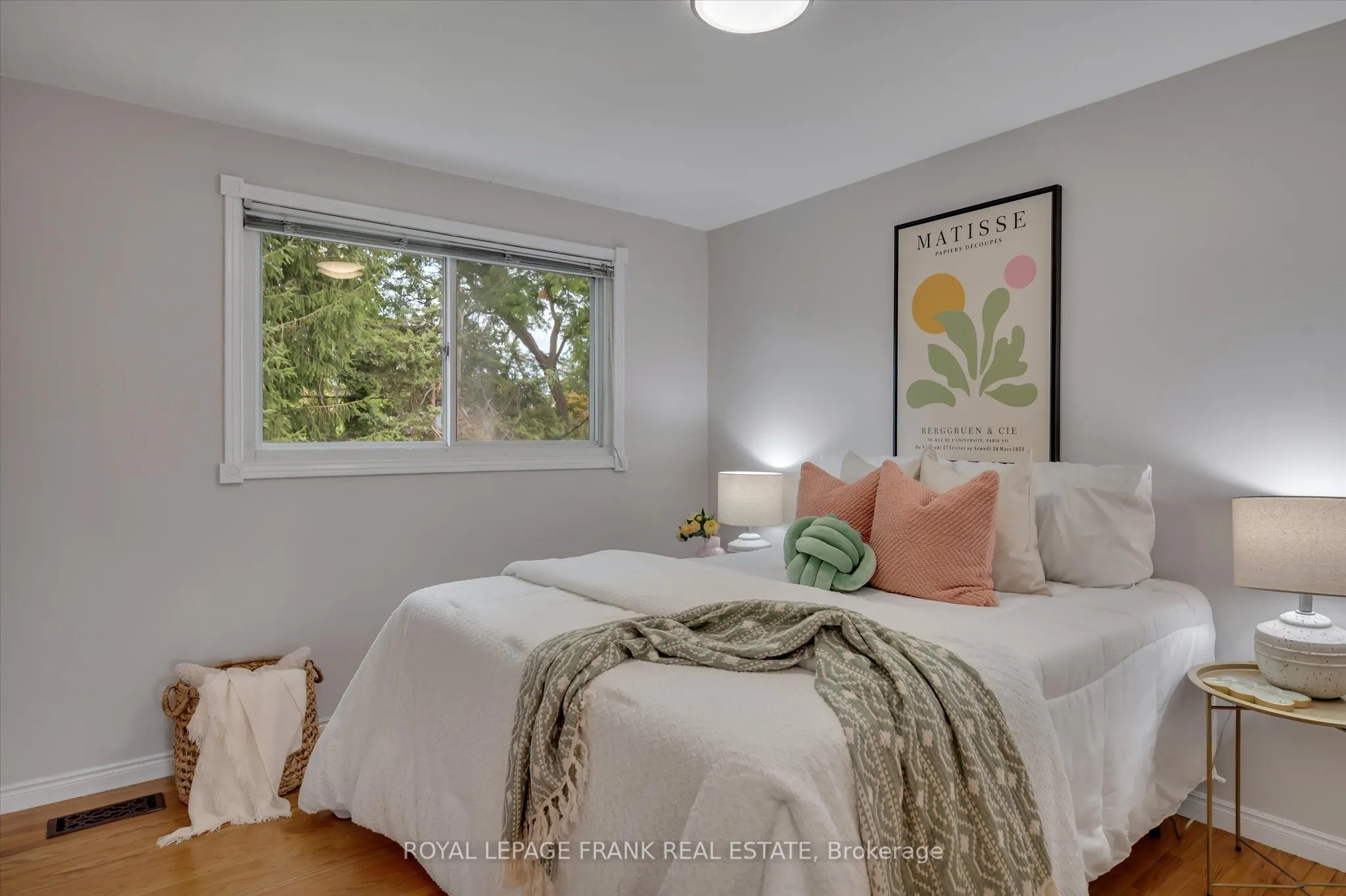 280 Greenlawn Avenue