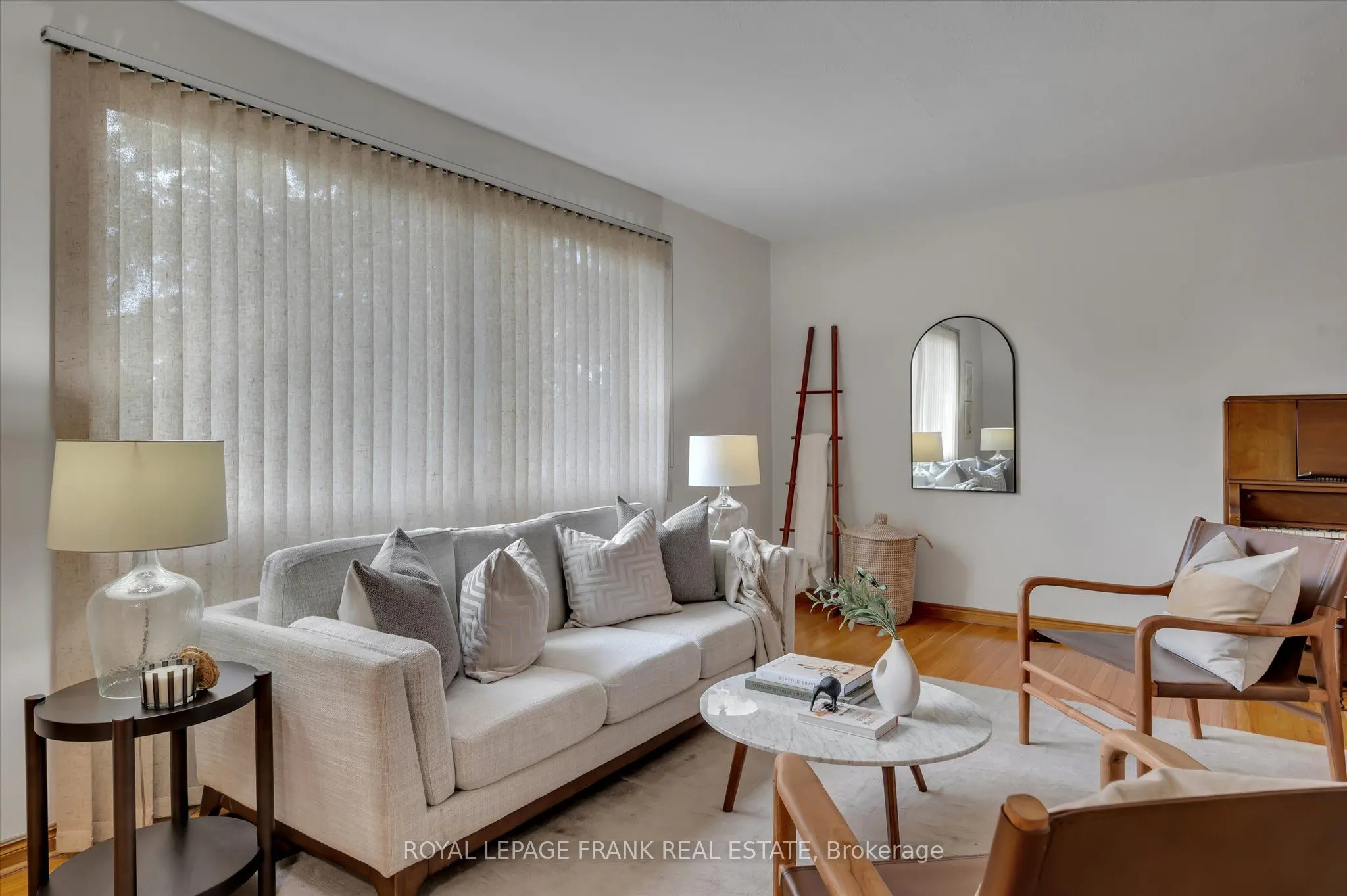280 Greenlawn Avenue