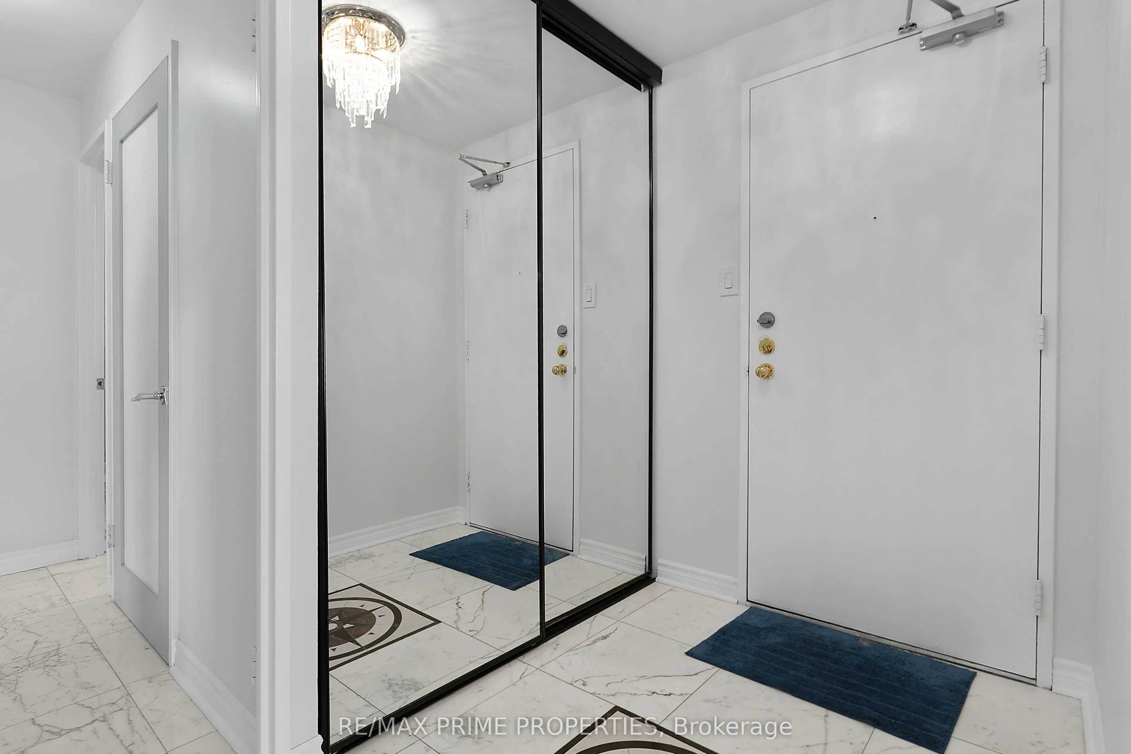 1081 Ambleside Drive, #1603
