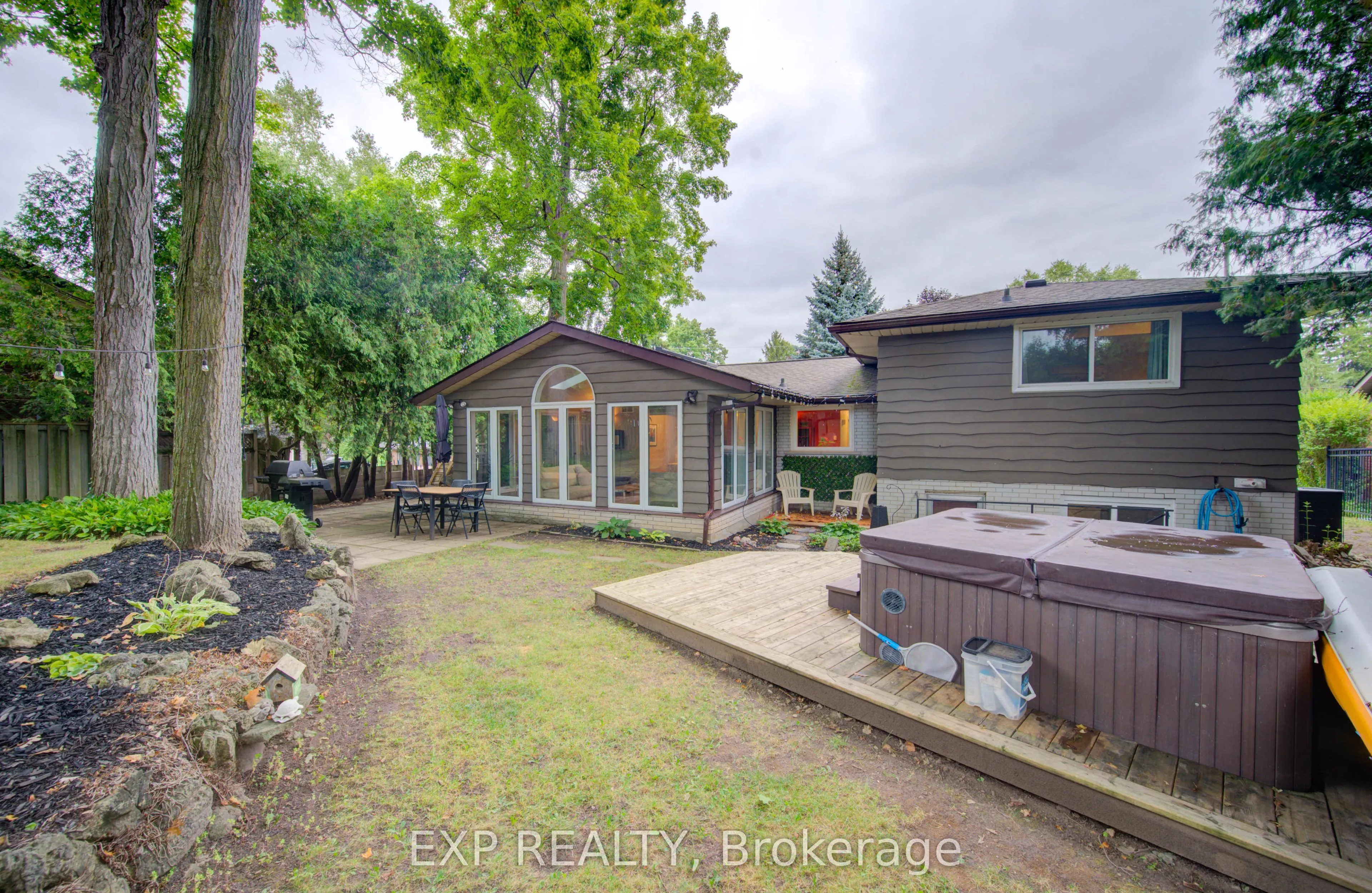 47 Hillcrest Lane