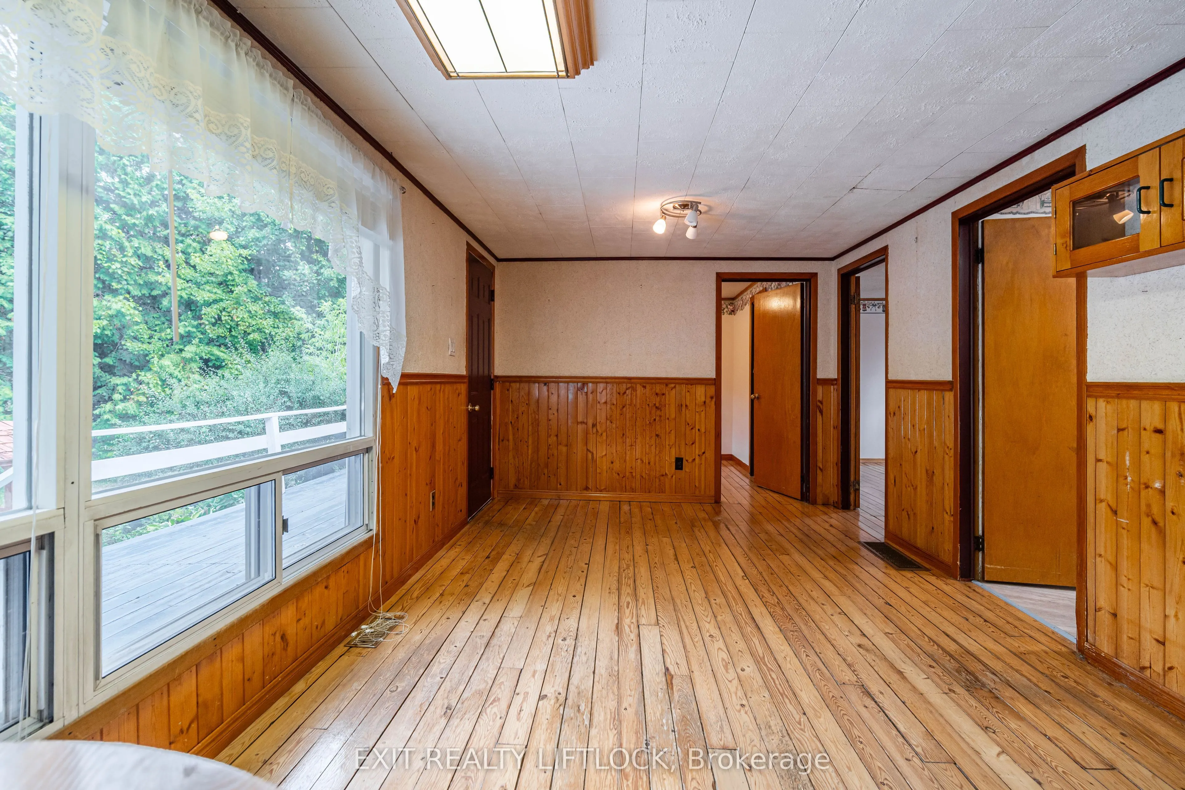 80 Kenedon Drive