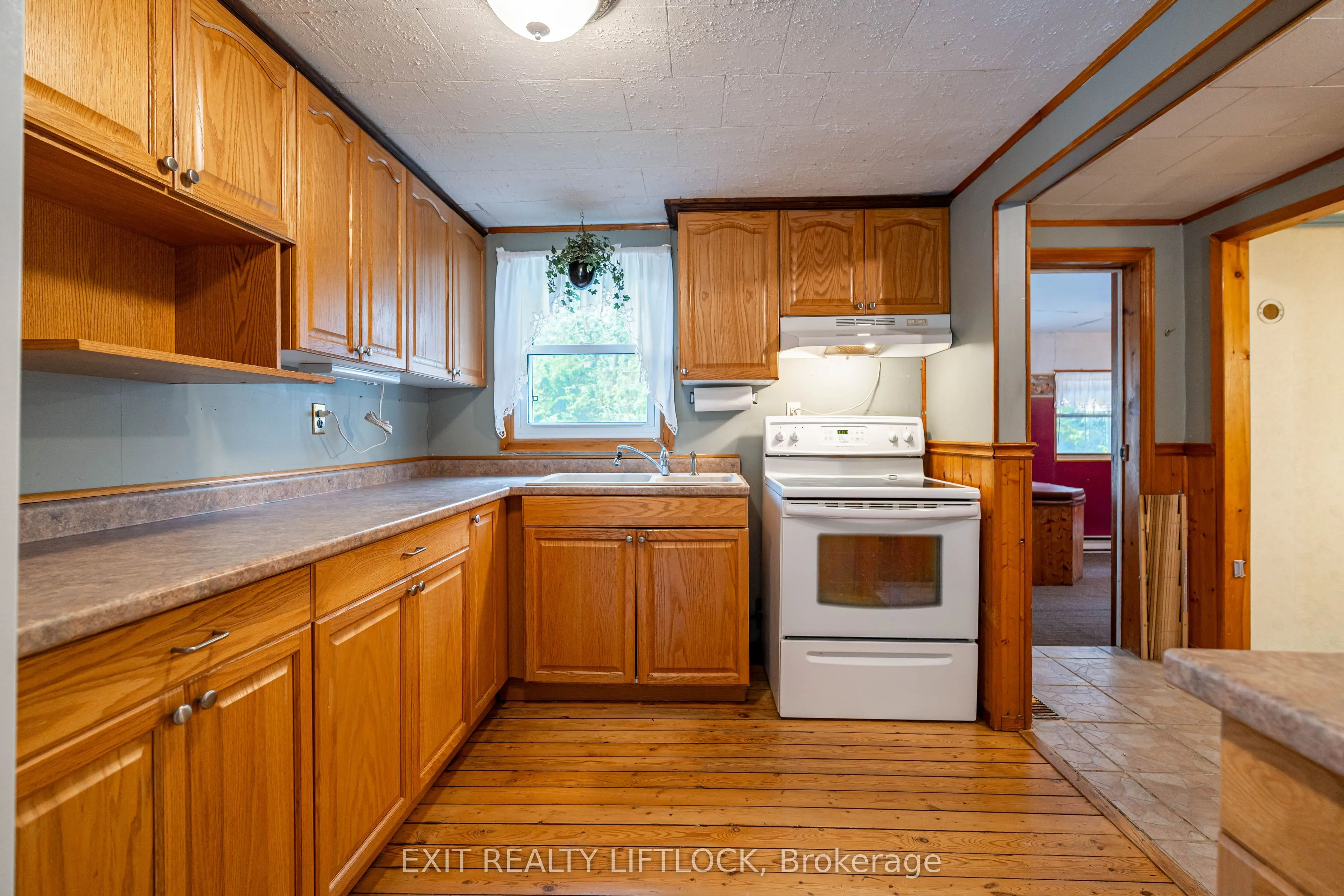 80 Kenedon Drive