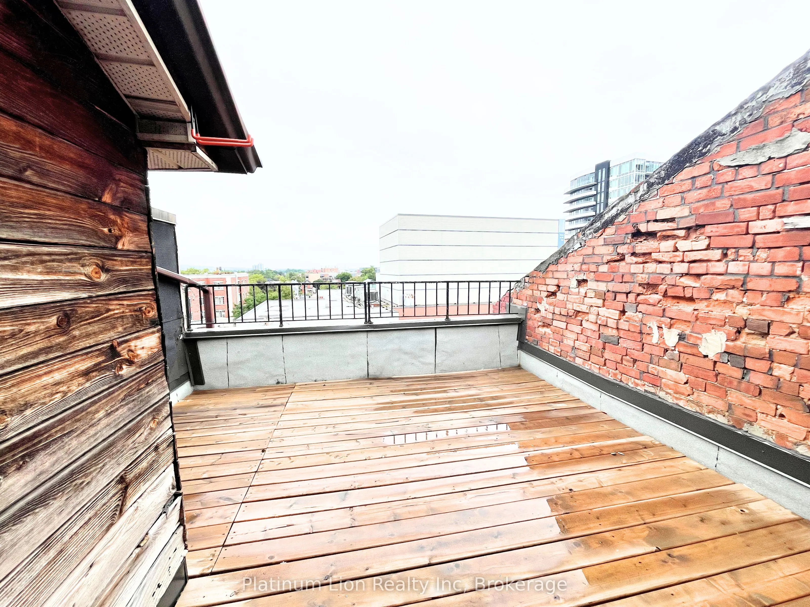 225 King Street E, #4