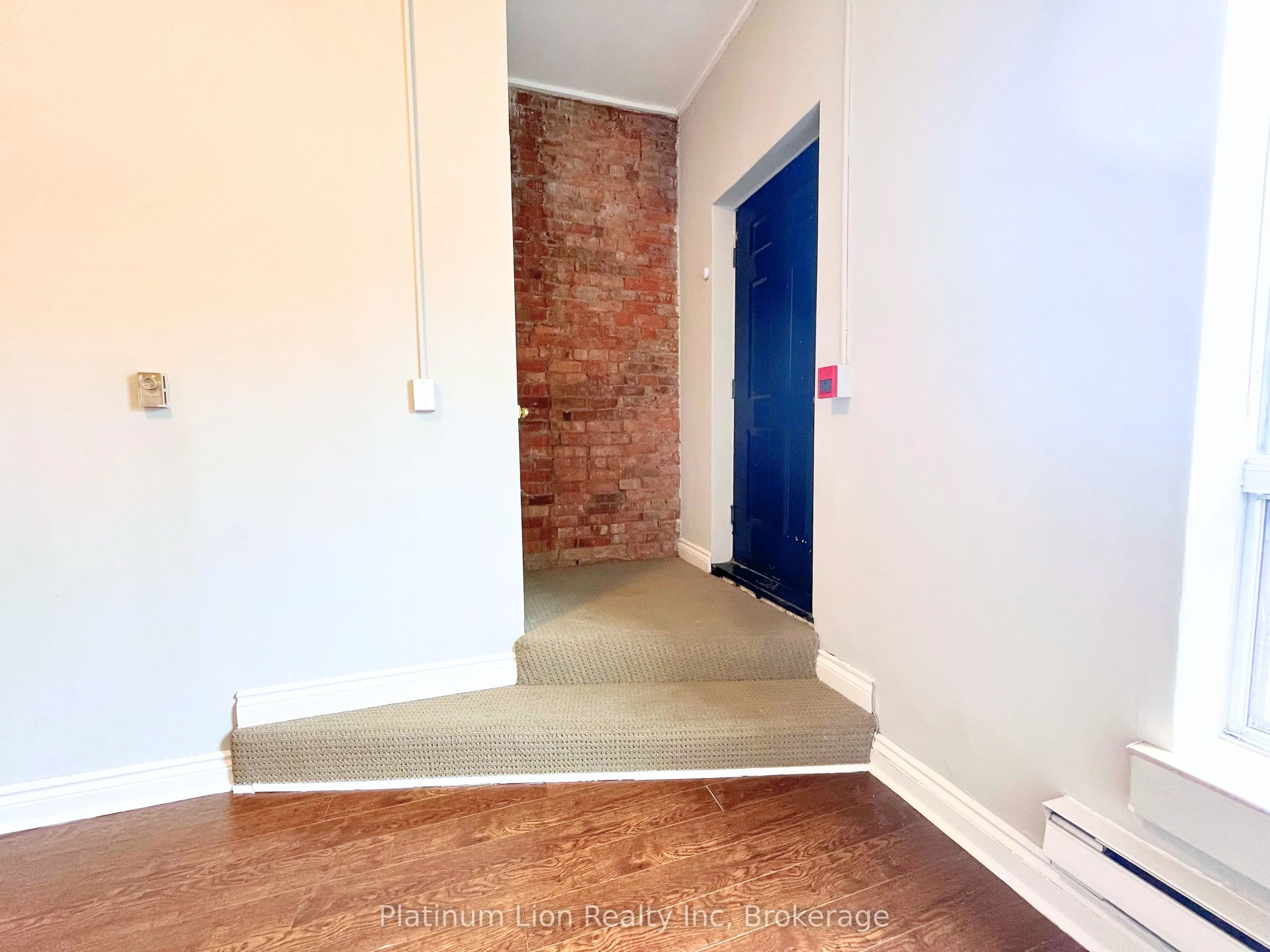 225 King Street E, #4