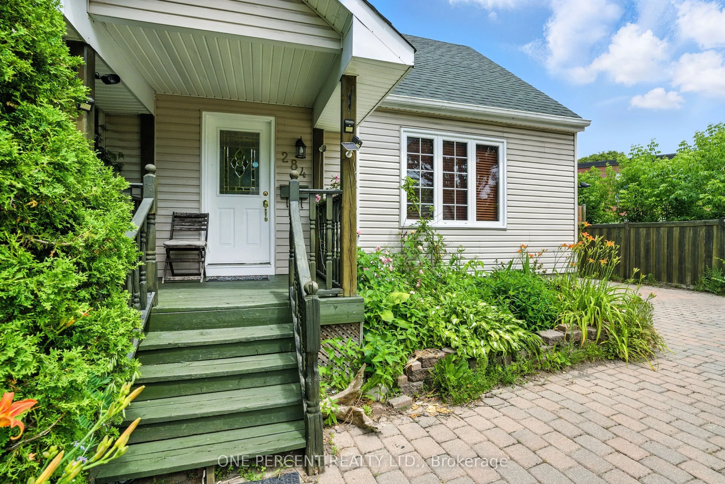 284 Anna Avenue