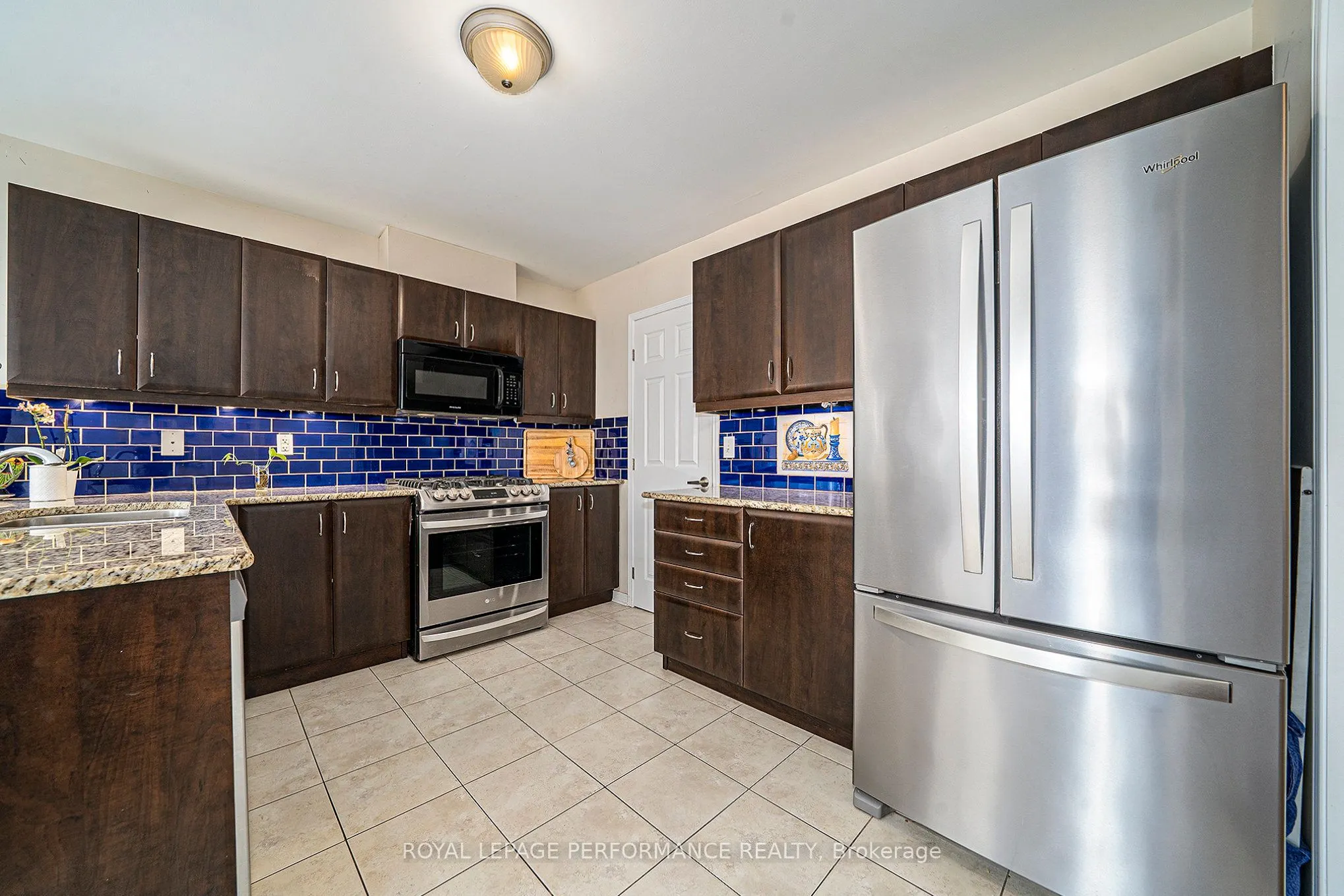 3721 Riverbreeze Street, #G