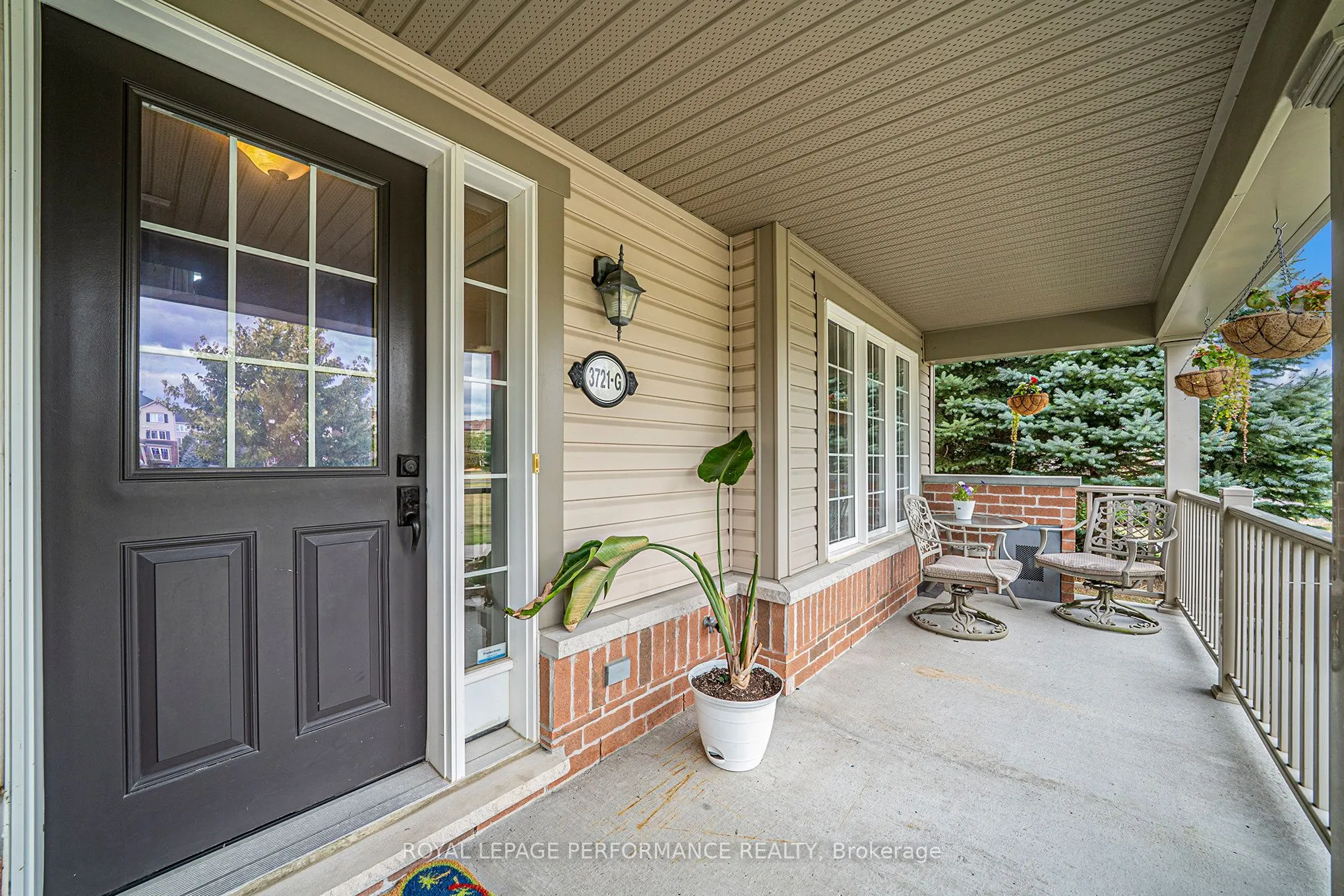 3721 Riverbreeze Street, #G
