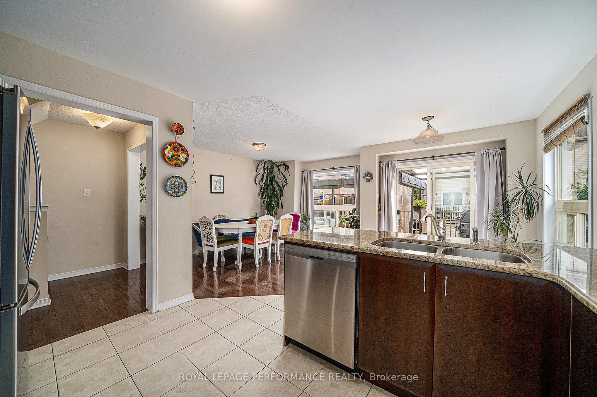 3721 Riverbreeze Street, #G