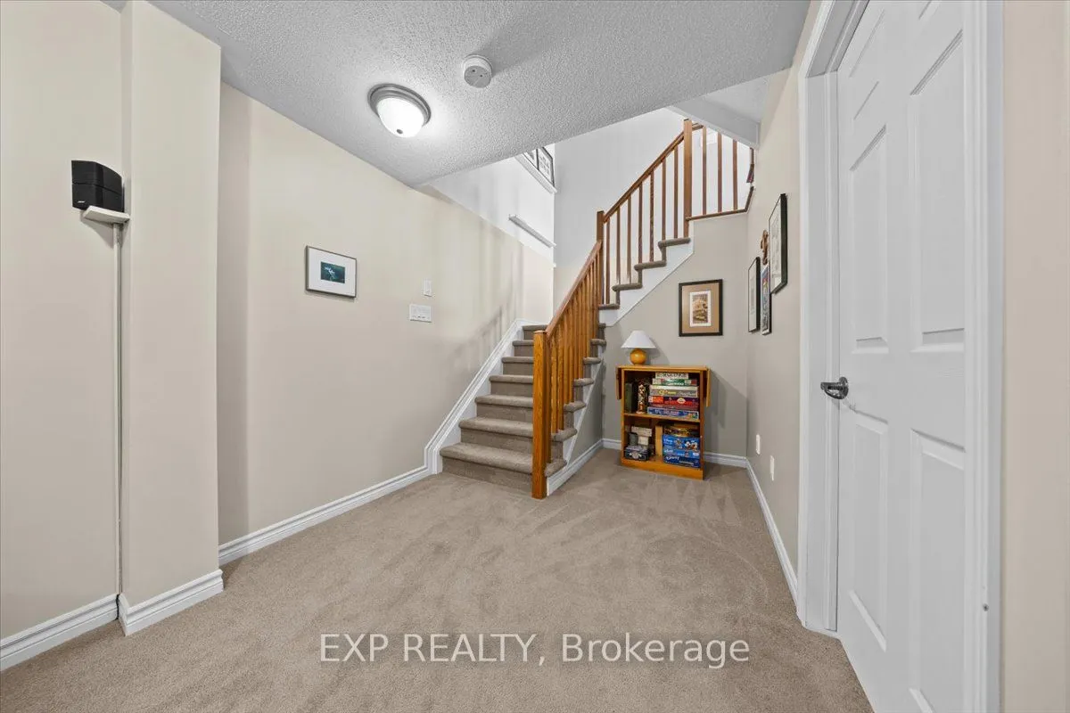 176 Flat Sedge Crescent