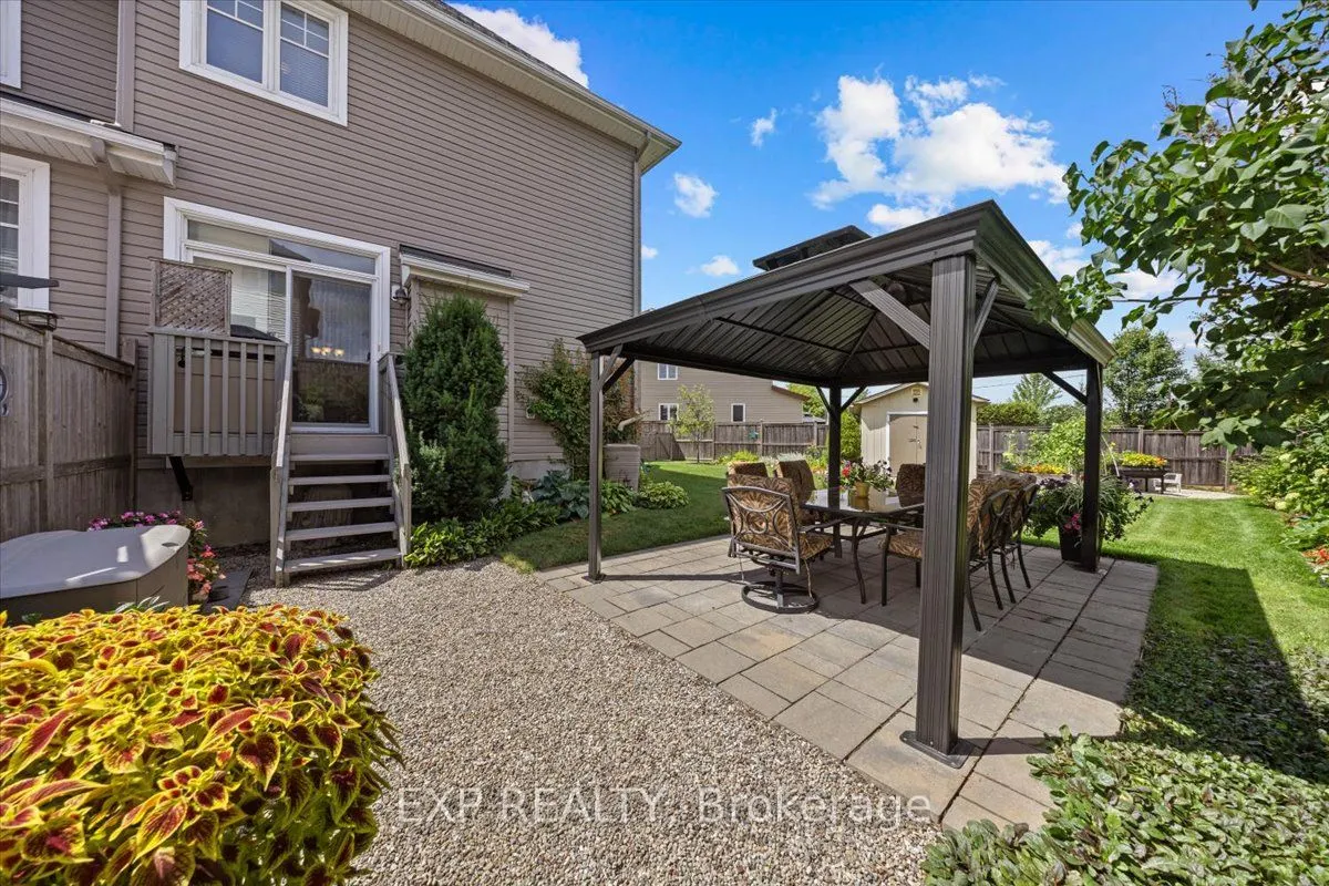 176 Flat Sedge Crescent