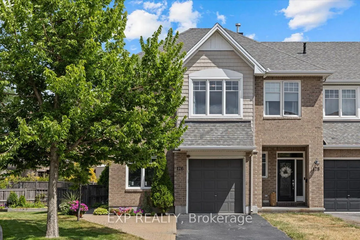 176 Flat Sedge Crescent
